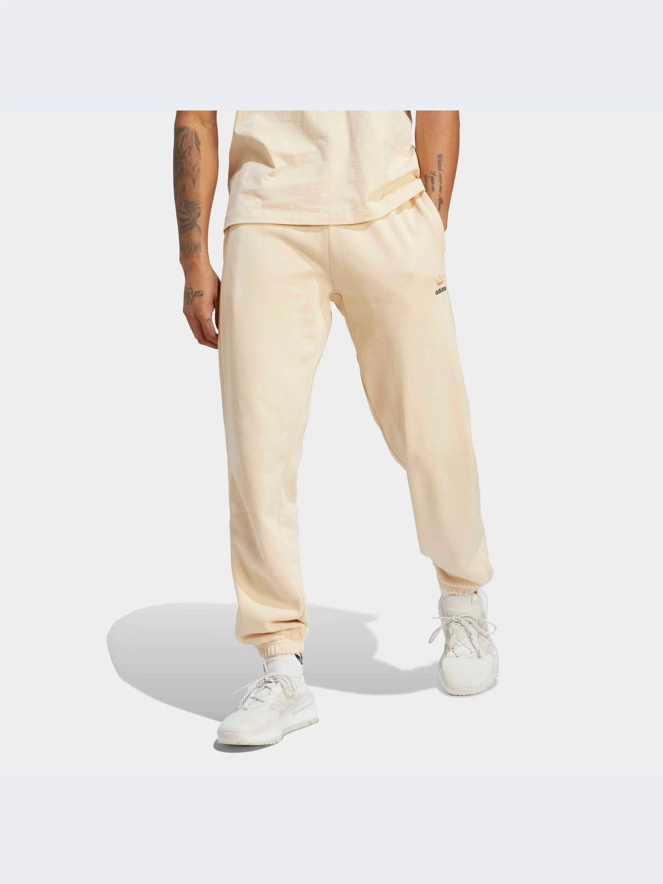 Брюки Adidas Graphics модель IC8869-KZ Брюки Adidas Graphics модель IC8869-KZ Фото