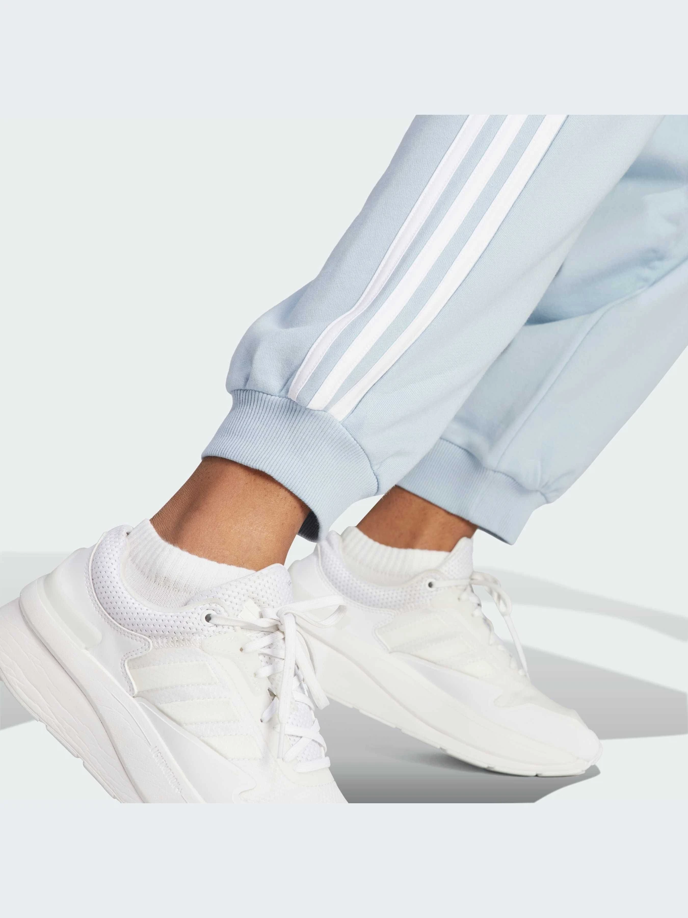 Брюки Adidas модель IL3447-KZ Брюки Adidas модель IL3447-KZ Фото