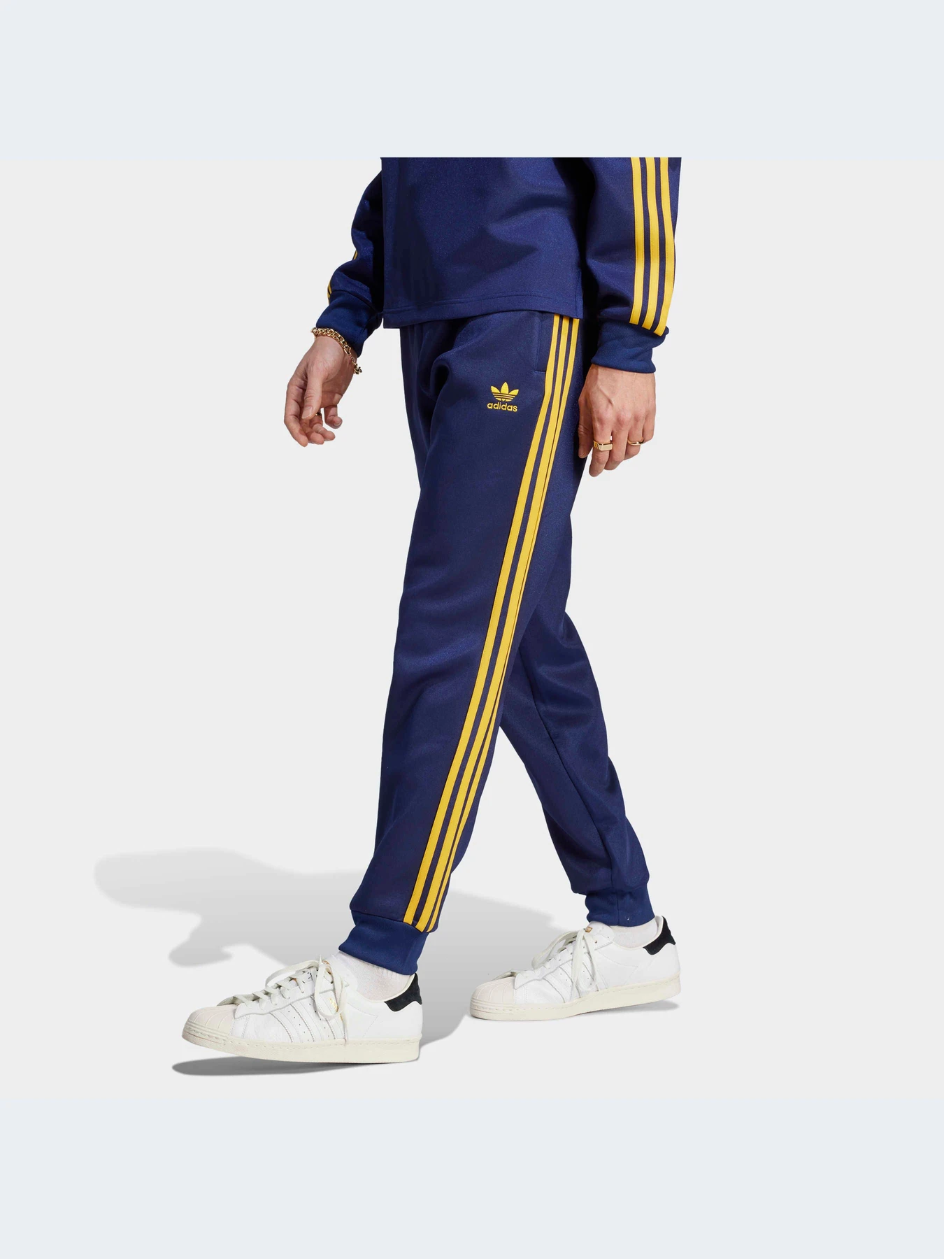 Брюки Adidas Superstar модель IJ6998-KZ Брюки Adidas Superstar модель IJ6998-KZ Фото