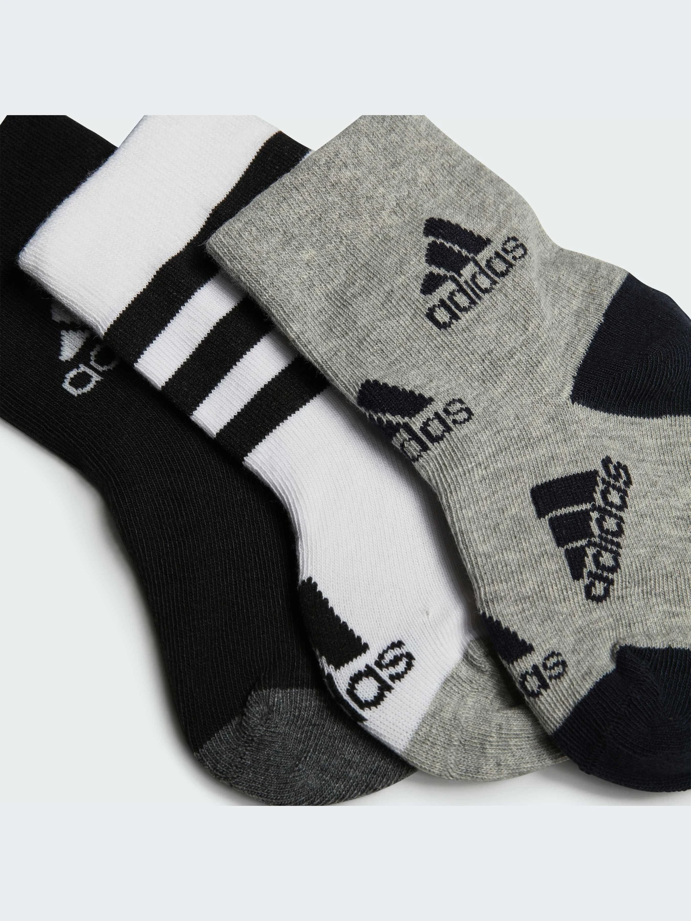 Носки и гольфы Adidas Graphics модель IA3942-KZ Носки и гольфы Adidas Graphics модель IA3942-KZ Фото
