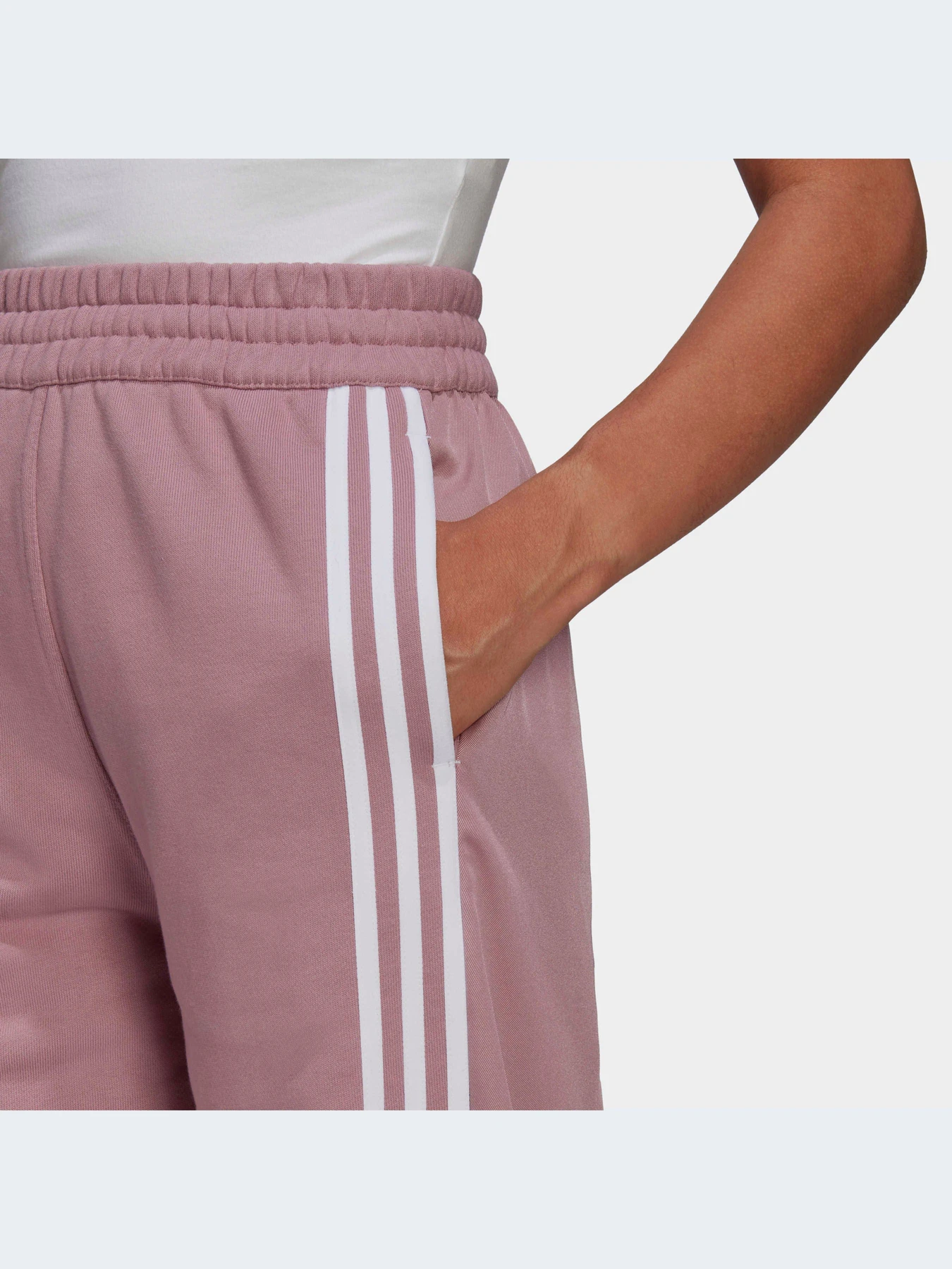 Брюки Adidas Adicolor модель HC4546-KZ Брюки Adidas Adicolor модель HC4546-KZ Фото