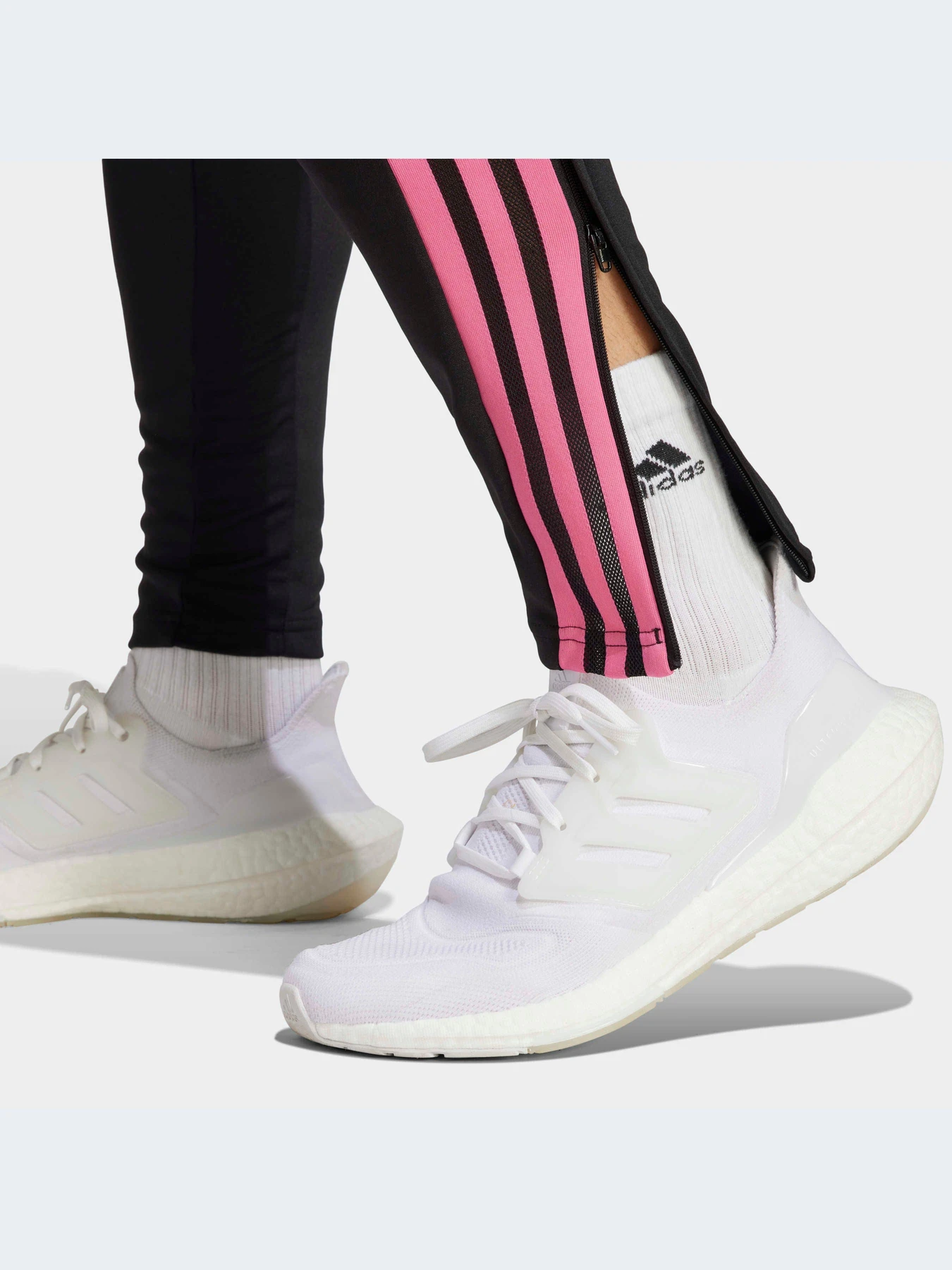 Брюки Adidas модель HS7548-KZ Брюки Adidas модель HS7548-KZ Фото