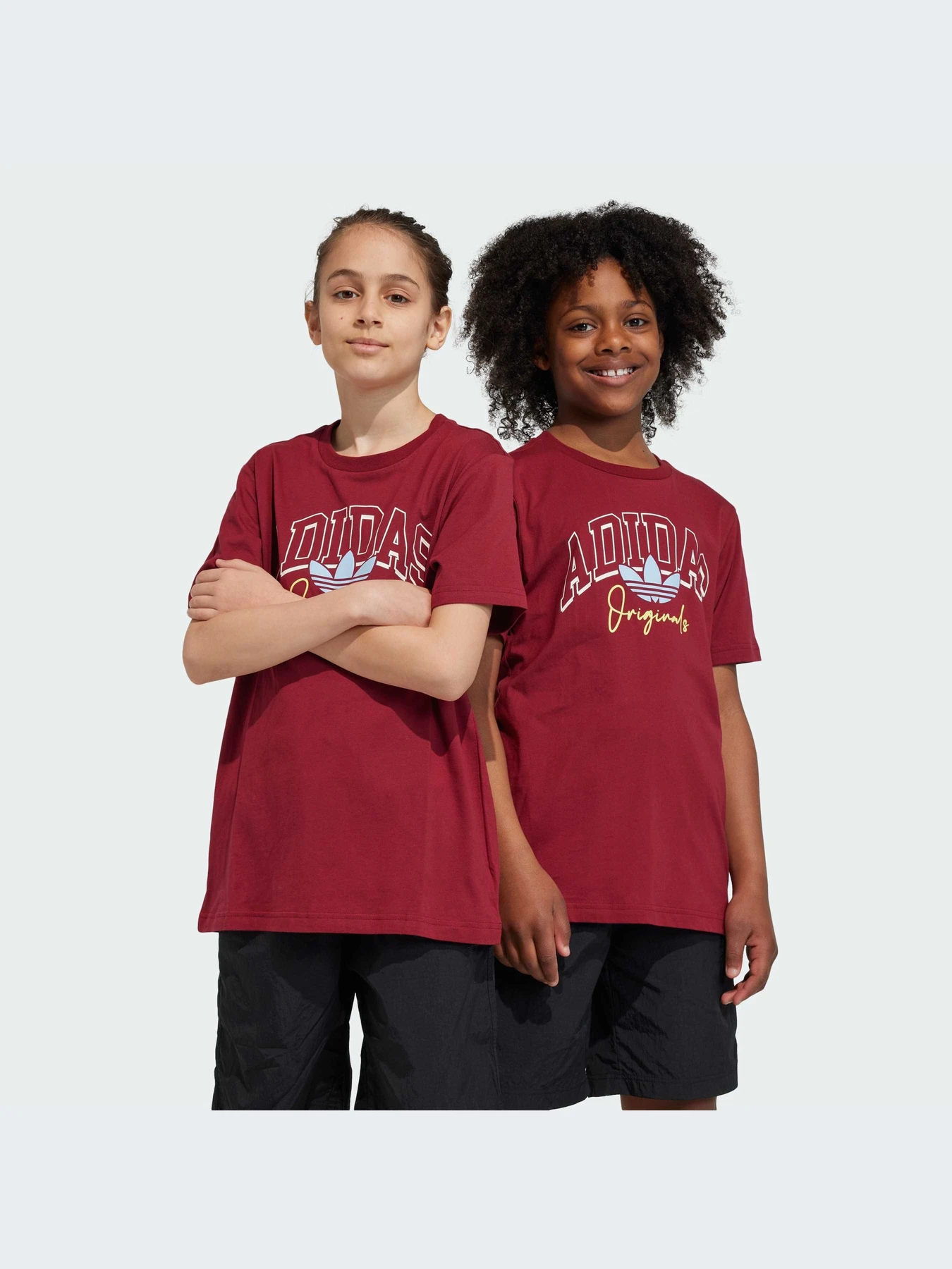 Футболки и поло Adidas Graphics модель IJ0695-KZ Футболки и поло Adidas Graphics модель IJ0695-KZ Фото