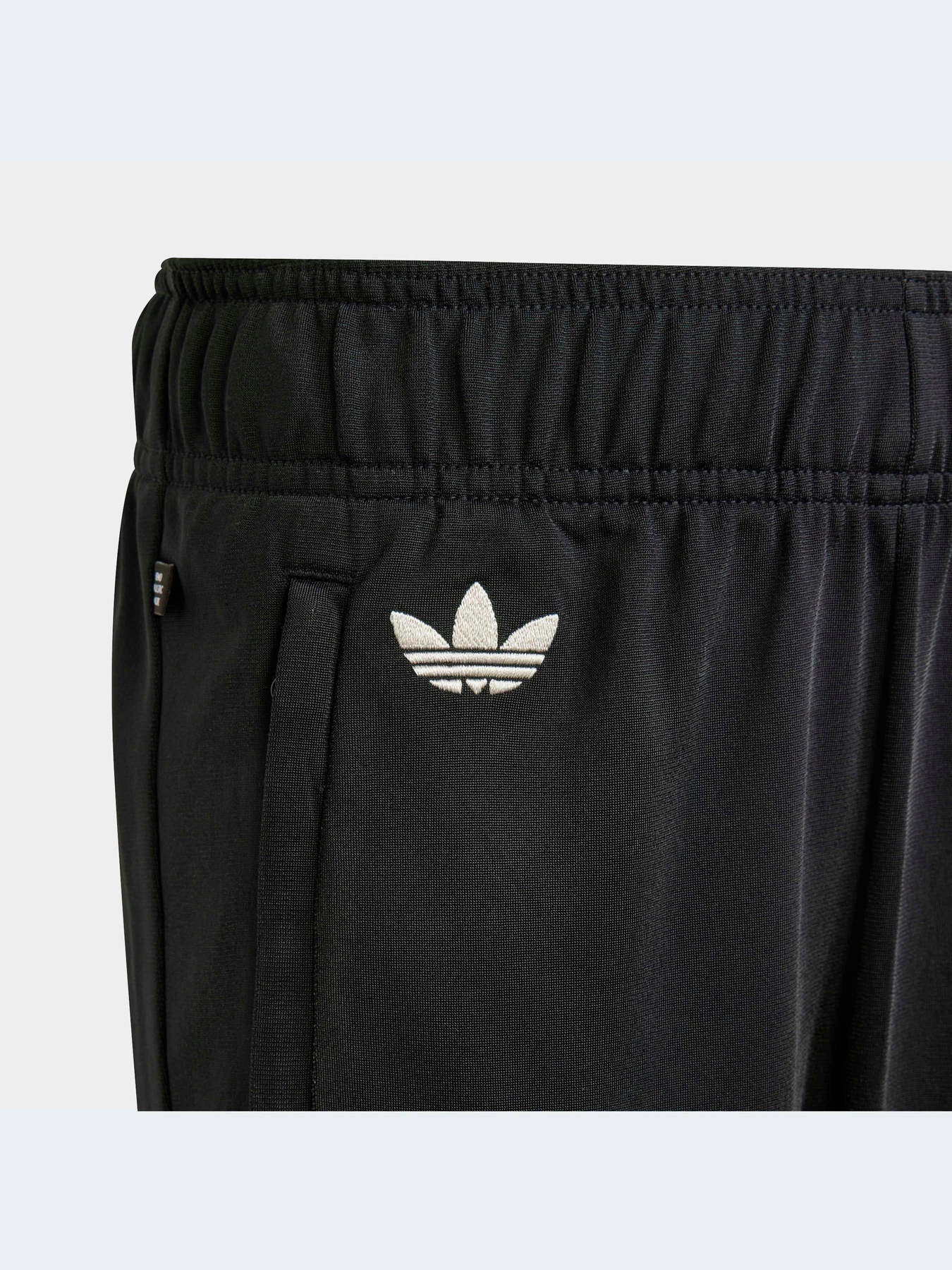Брюки Adidas Adicolor модель HK9695-KZ Брюки Adidas Adicolor модель HK9695-KZ Фото
