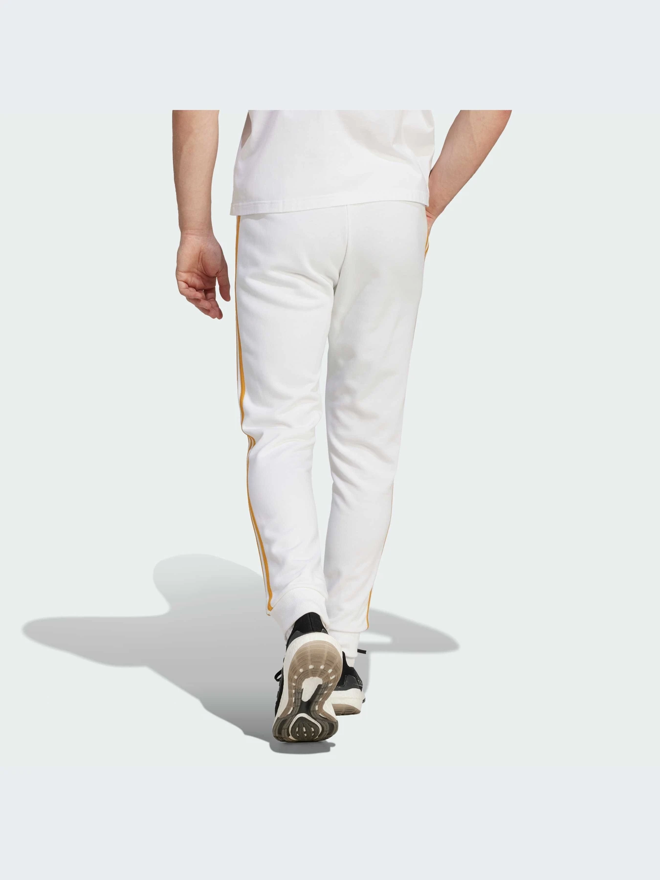 Брюки Adidas модель HY0611-KZ Брюки Adidas модель HY0611-KZ Фото