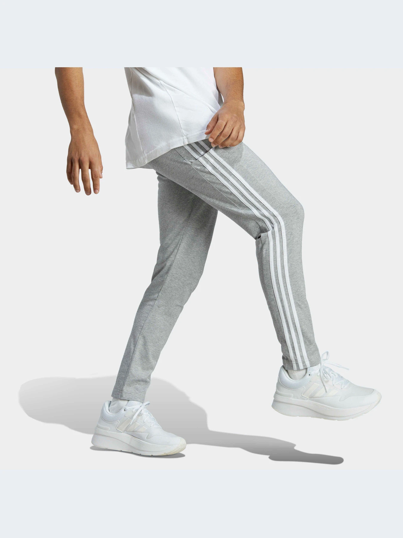 Брюки Adidas модель IC0046-KZ Брюки Adidas модель IC0046-KZ Фото