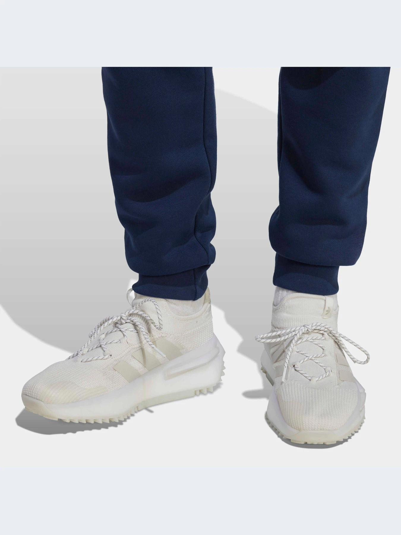 Брюки Adidas Trefoil модель IA4835-KZ Брюки Adidas Trefoil модель IA4835-KZ Фото