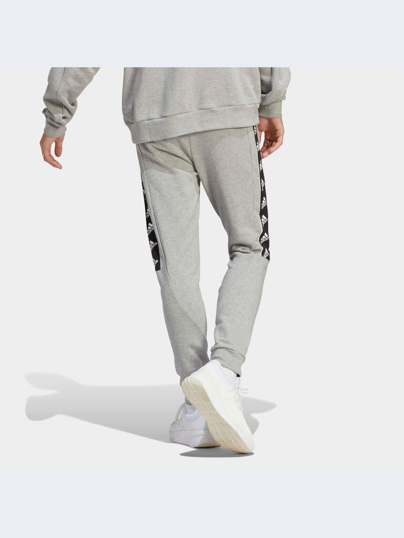 Брюки Adidas модель IC6799-KZ Брюки Adidas модель IC6799-KZ Фото