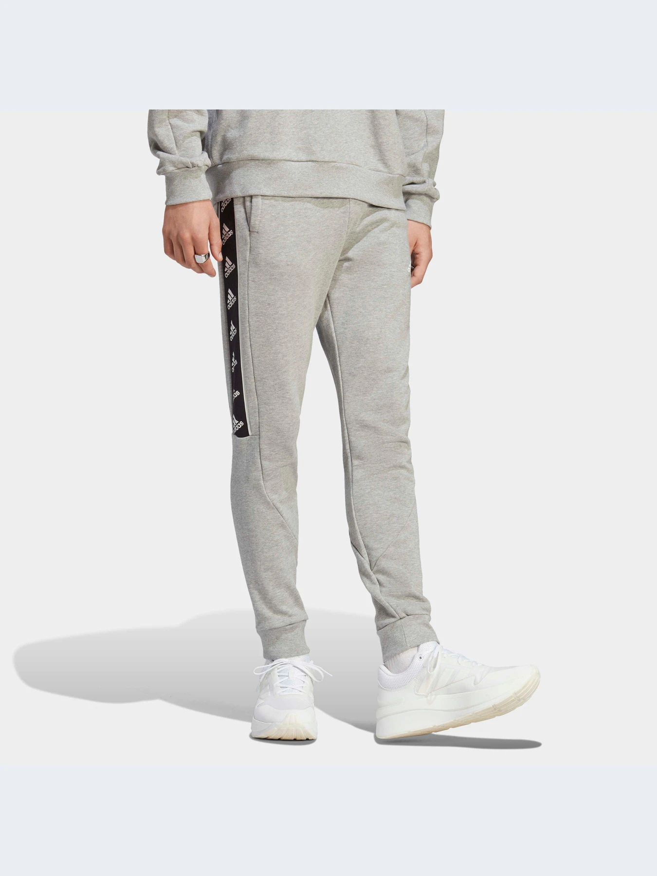 Брюки Adidas модель IC6799-KZ Брюки Adidas модель IC6799-KZ Фото