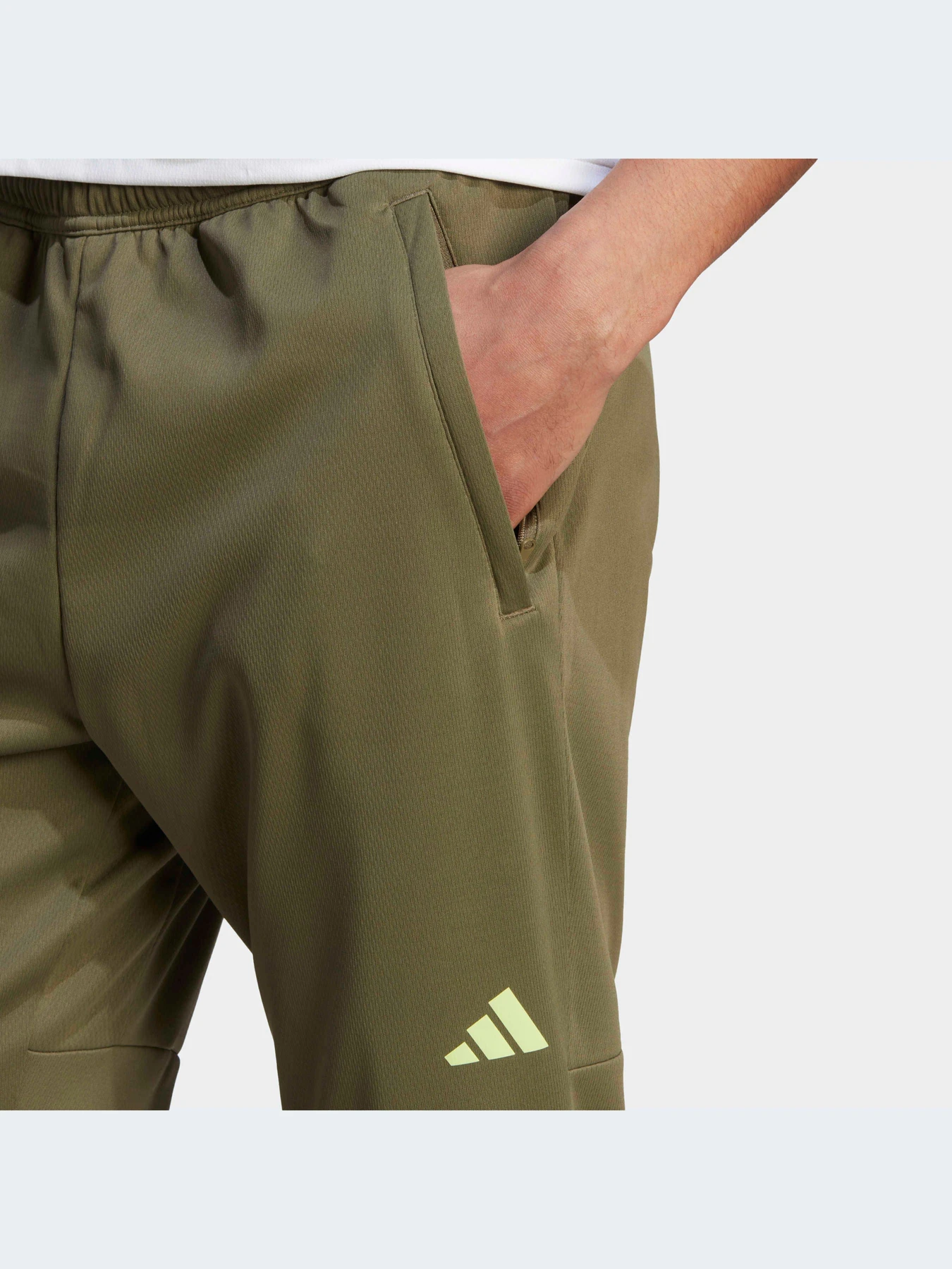 Брюки Adidas модель IJ9611-KZ Брюки Adidas модель IJ9611-KZ Фото