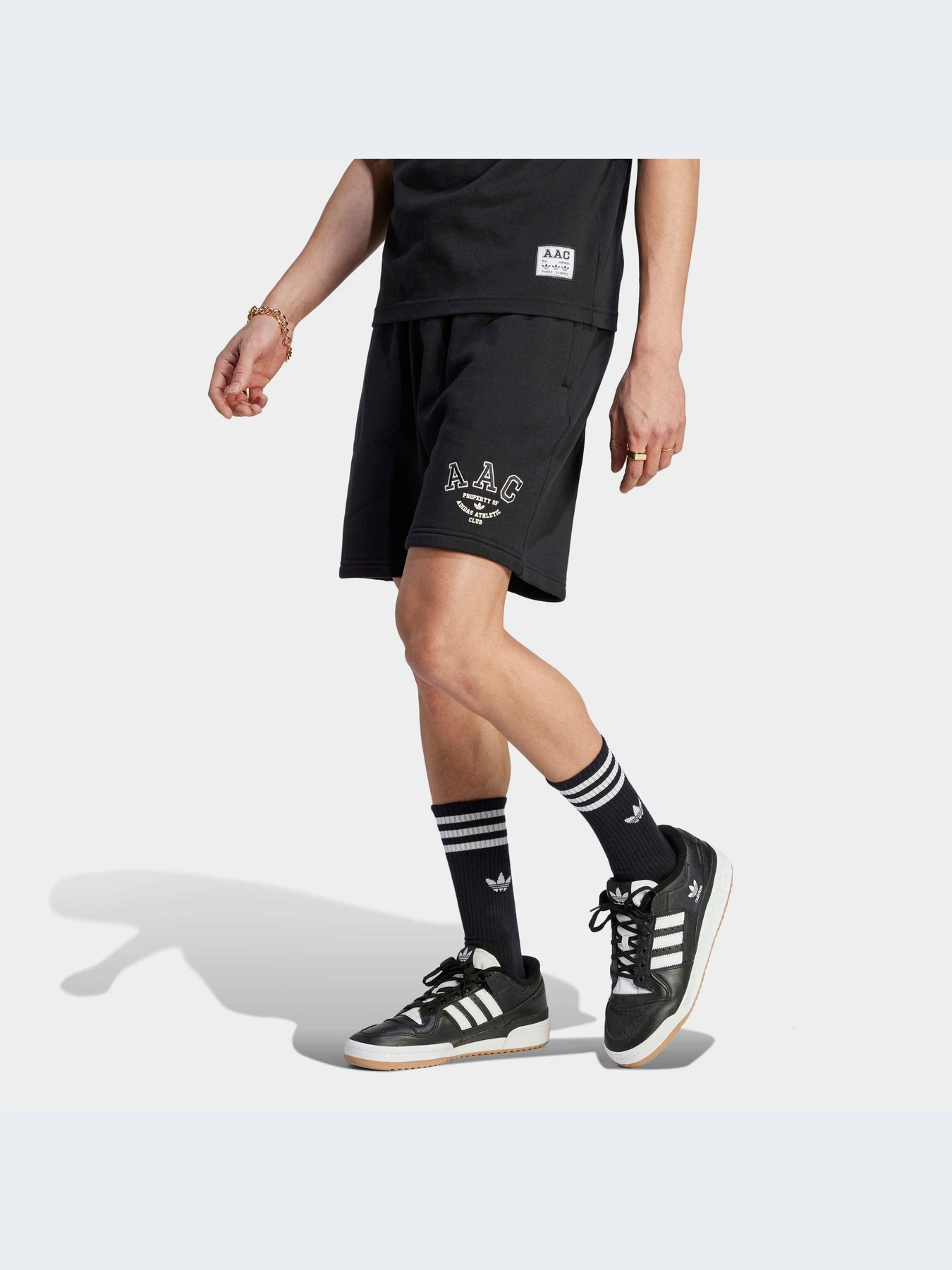 Шорты Adidas модель HZ0699-KZ Шорты Adidas модель HZ0699-KZ Фото