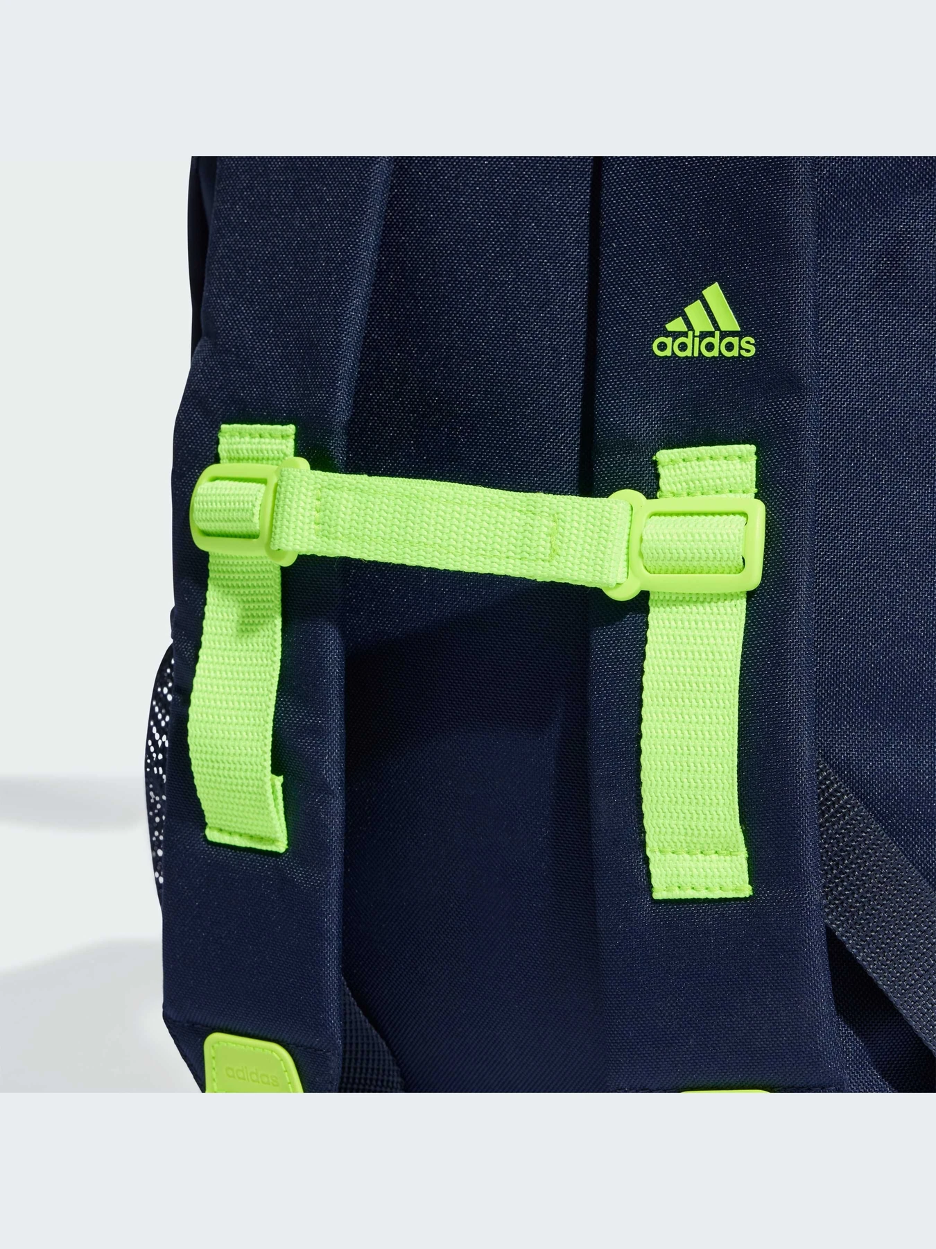 Рюкзаки Adidas Graphics модель IL8447-KZ Рюкзаки Adidas Graphics модель IL8447-KZ Фото