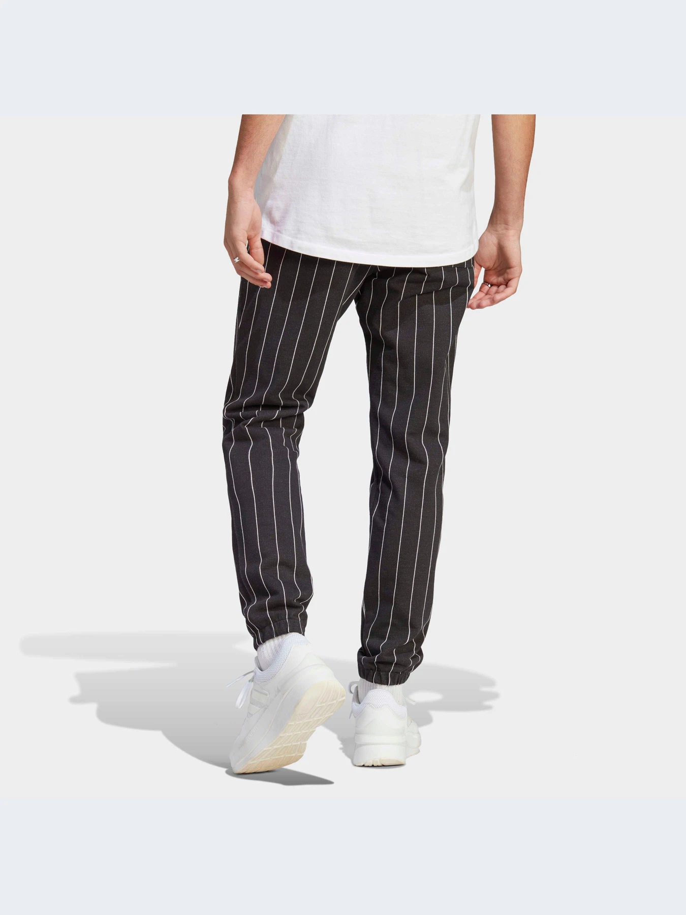 Брюки Adidas модель IB8382-KZ Брюки Adidas модель IB8382-KZ Фото