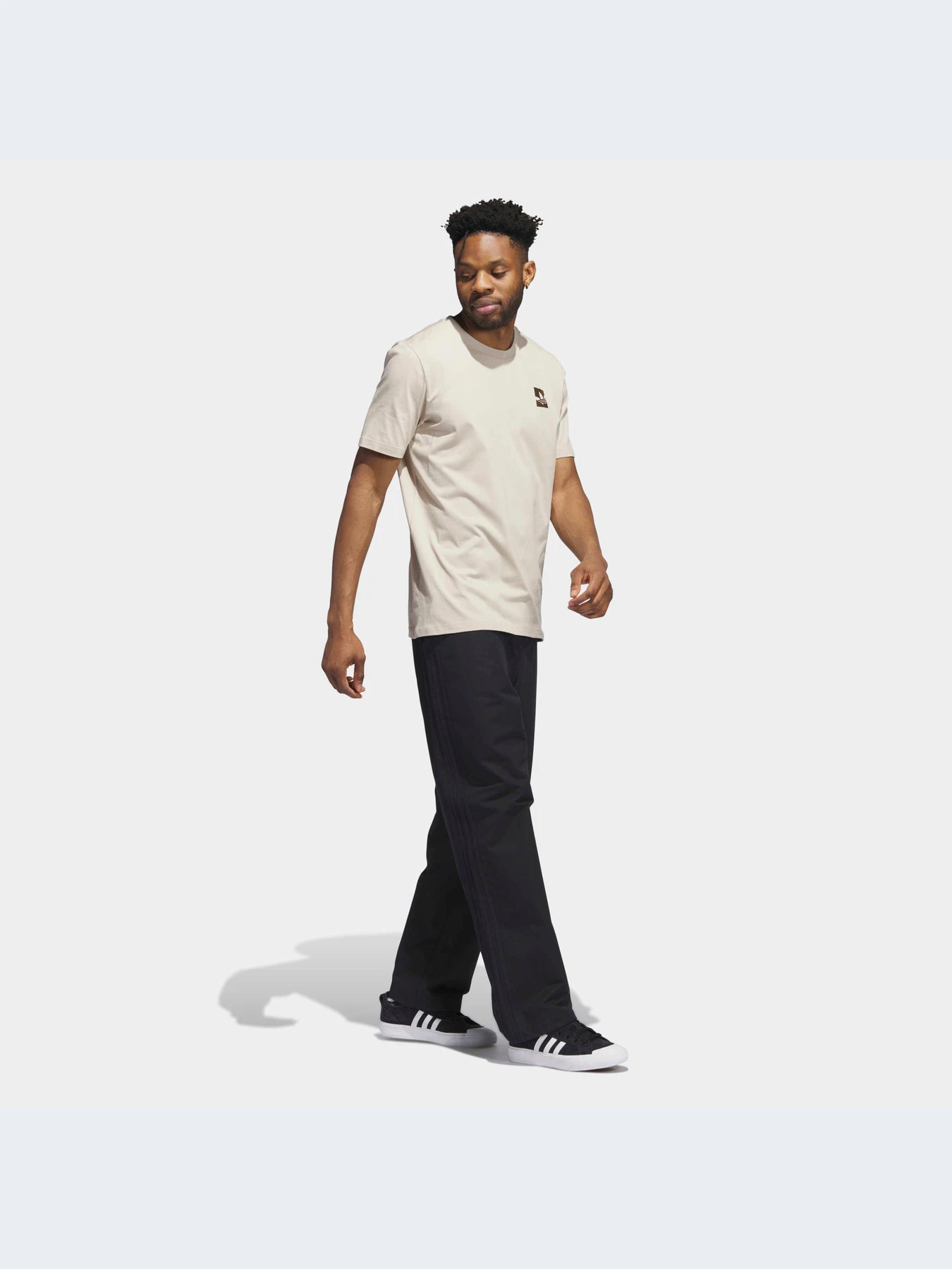 Футболки и поло Adidas модель II5971-KZ Футболки и поло Adidas модель II5971-KZ Фото