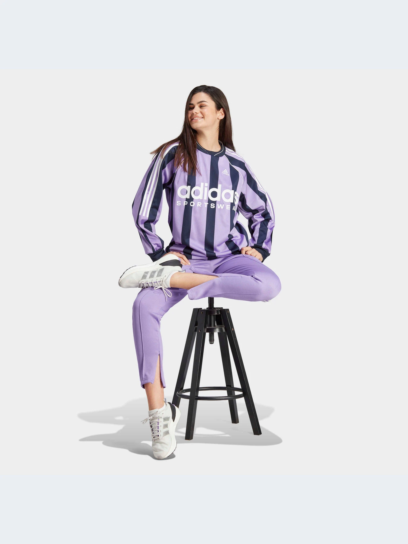 Брюки Adidas модель HY5528-KZ Брюки Adidas модель HY5528-KZ Фото