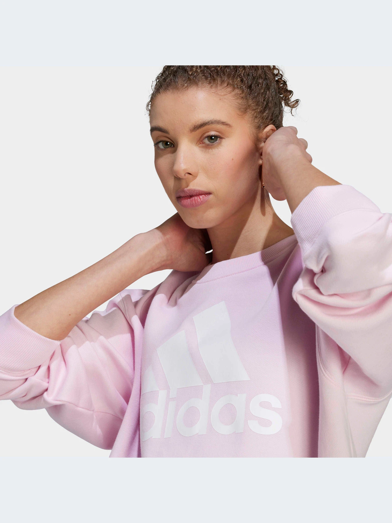 Худи и свитшоты Adidas модель IL3338-KZ Худи и свитшоты Adidas модель IL3338-KZ Фото