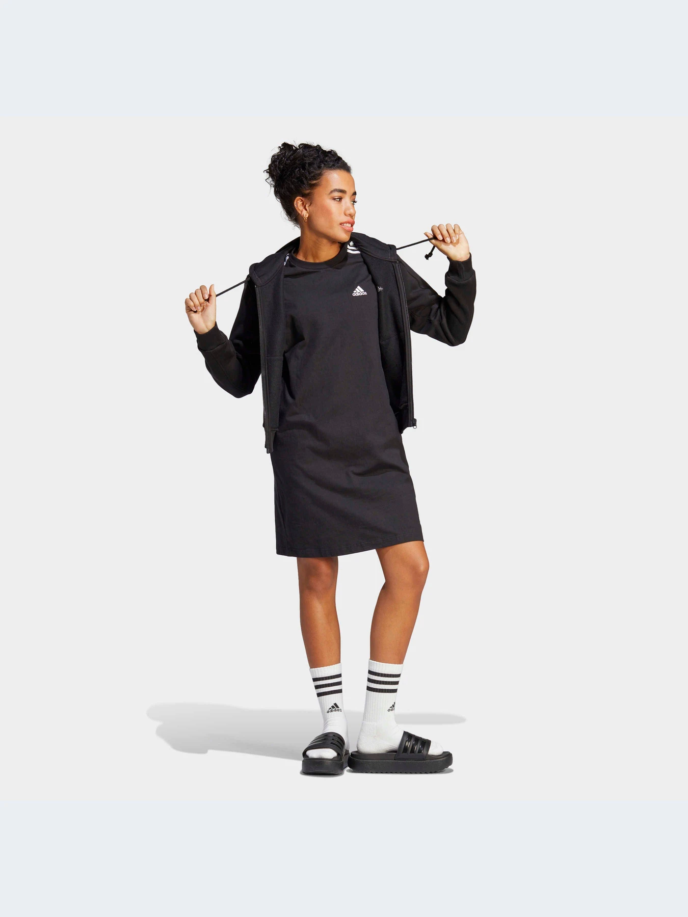 Платья Adidas модель HR4923-KZ Платья Adidas модель HR4923-KZ Фото
