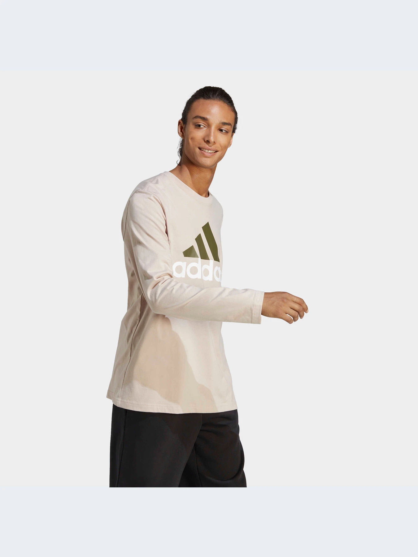 Худи и свитшоты Adidas модель IC9371-KZ Худи и свитшоты Adidas модель IC9371-KZ Фото