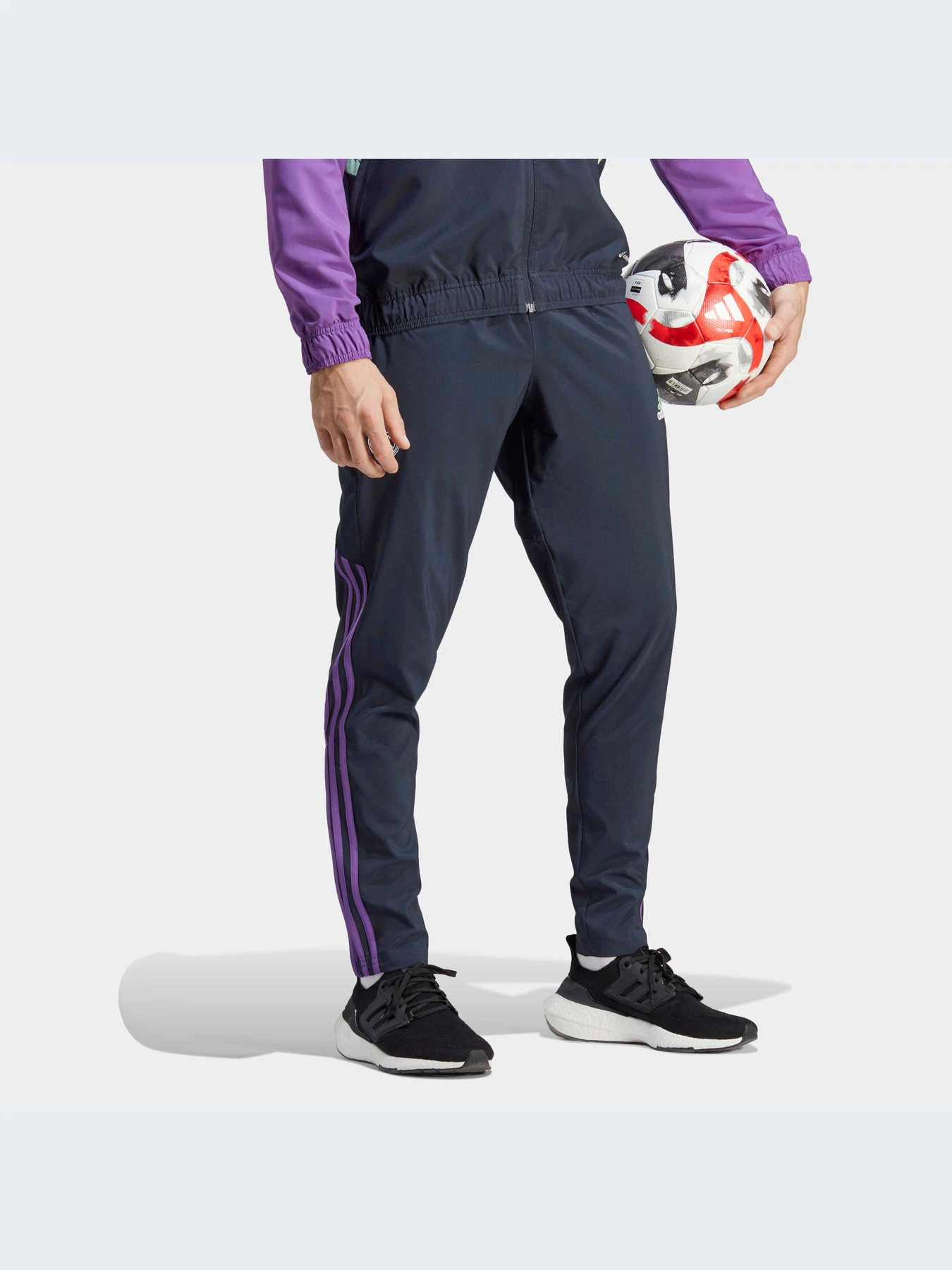 Брюки Adidas модель HT8807-KZ Брюки Adidas модель HT8807-KZ Фото