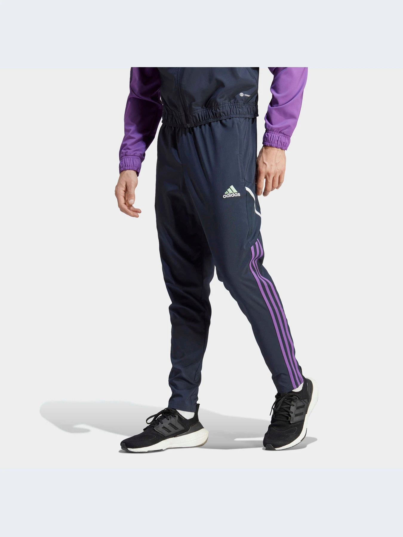 Брюки Adidas модель HT8807-KZ Брюки Adidas модель HT8807-KZ Фото