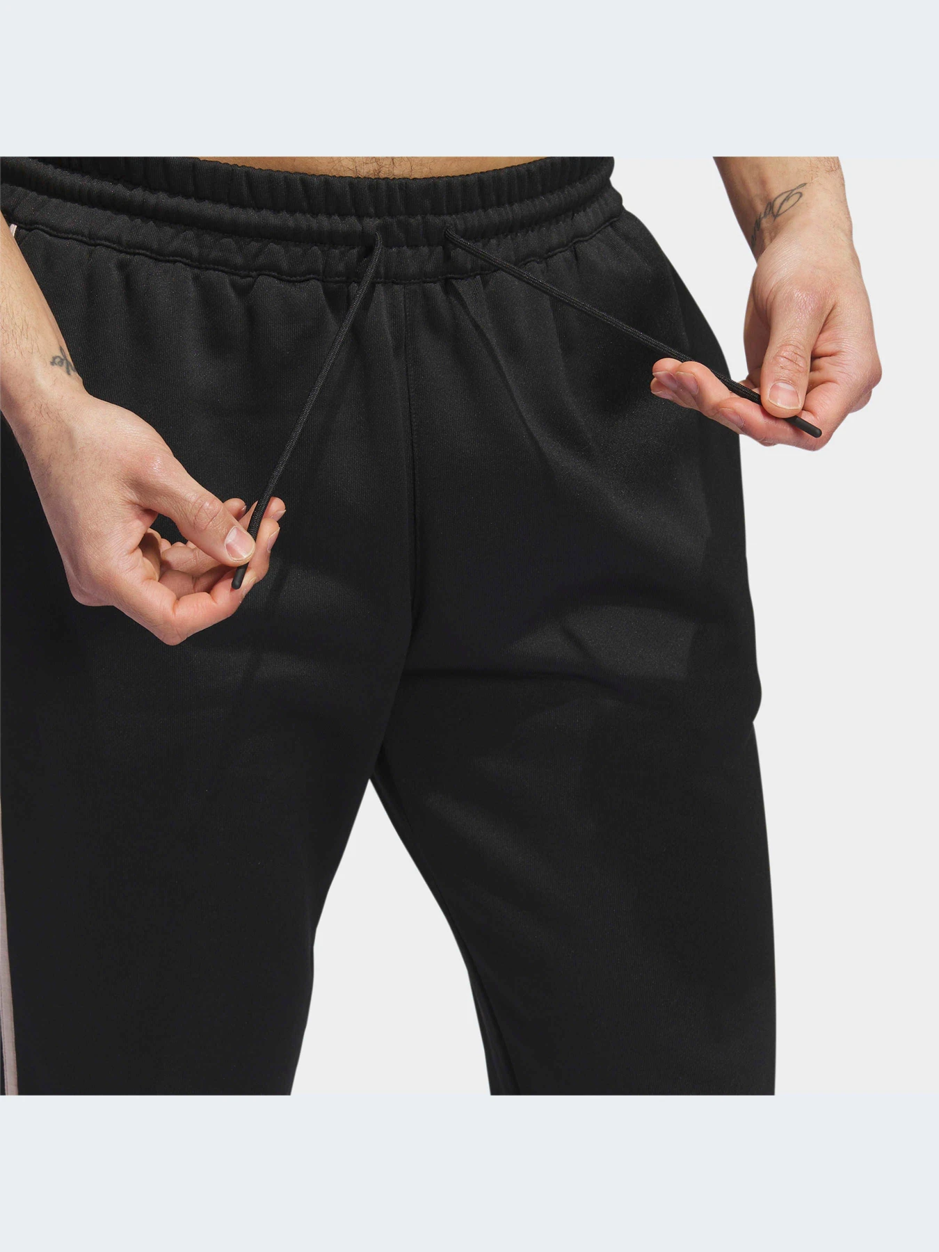 Брюки Adidas модель HY2751-KZ Брюки Adidas модель HY2751-KZ Фото