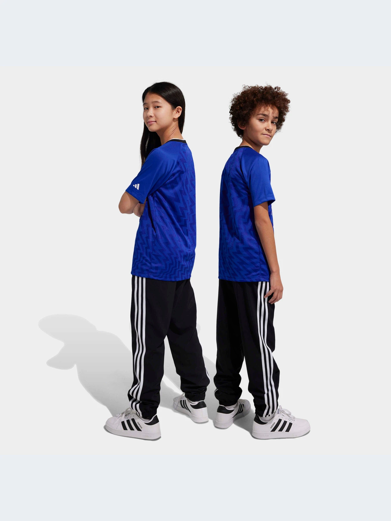 Брюки Adidas модель HR6334-KZ Брюки Adidas модель HR6334-KZ Фото