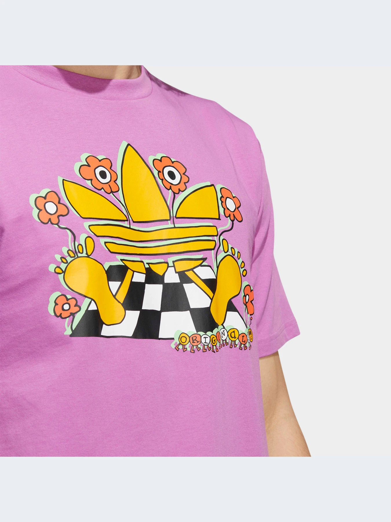 Футболки и поло Adidas Graphics модель HP1019-KZ Футболки и поло Adidas Graphics модель HP1019-KZ Фото