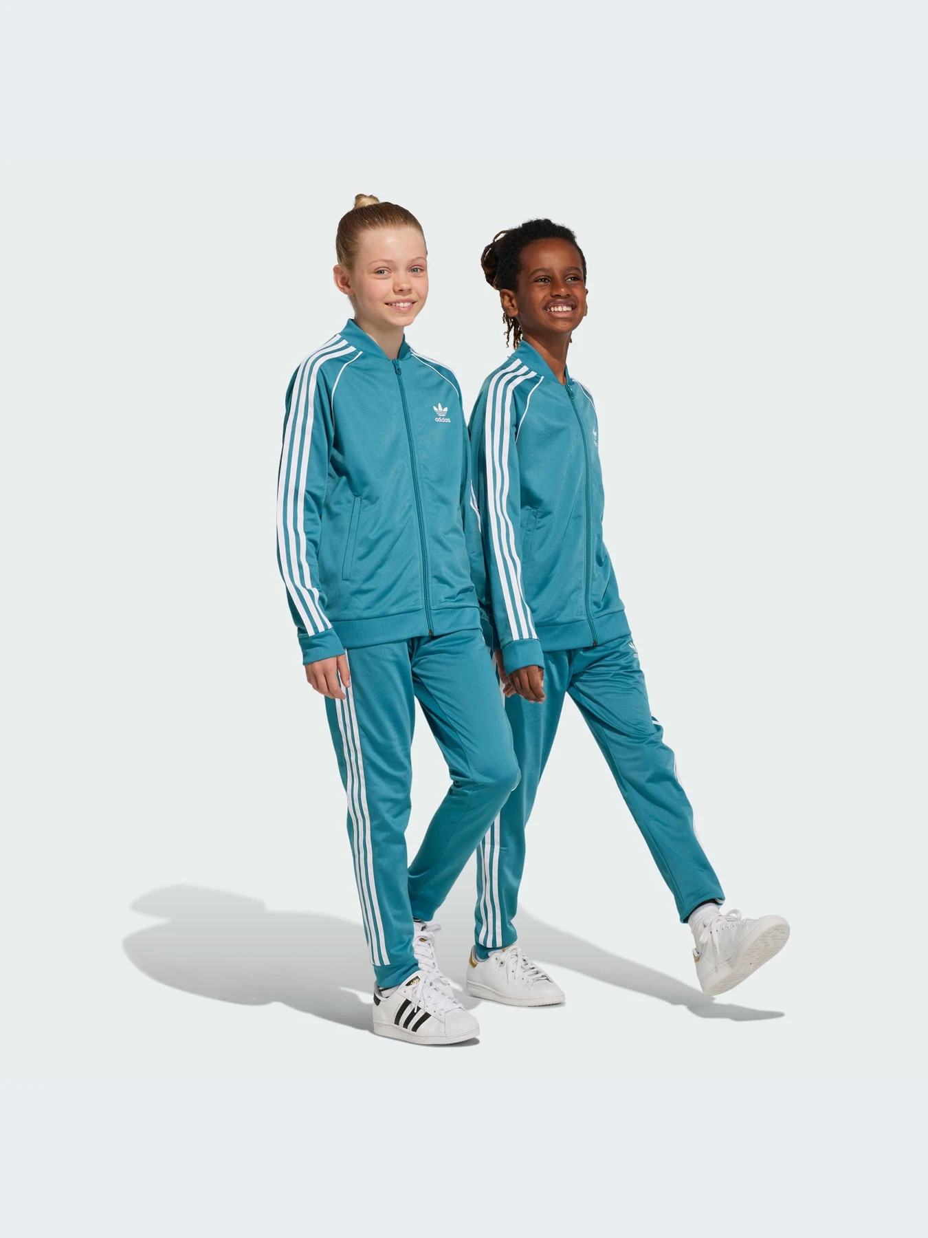 Брюки Adidas Adicolor модель IJ9710-KZ Брюки Adidas Adicolor модель IJ9710-KZ Фото