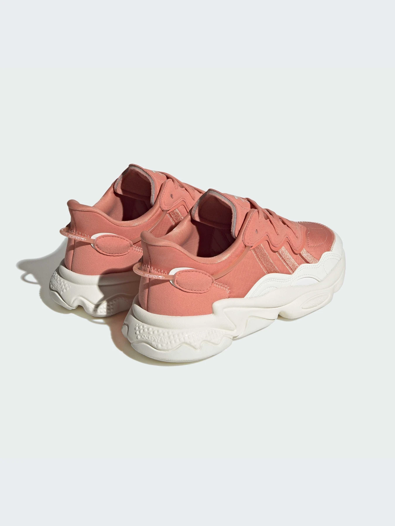 Кроссовки Adidas Ozweego модель IF5478-KZ Кроссовки Adidas Ozweego модель IF5478-KZ Фото