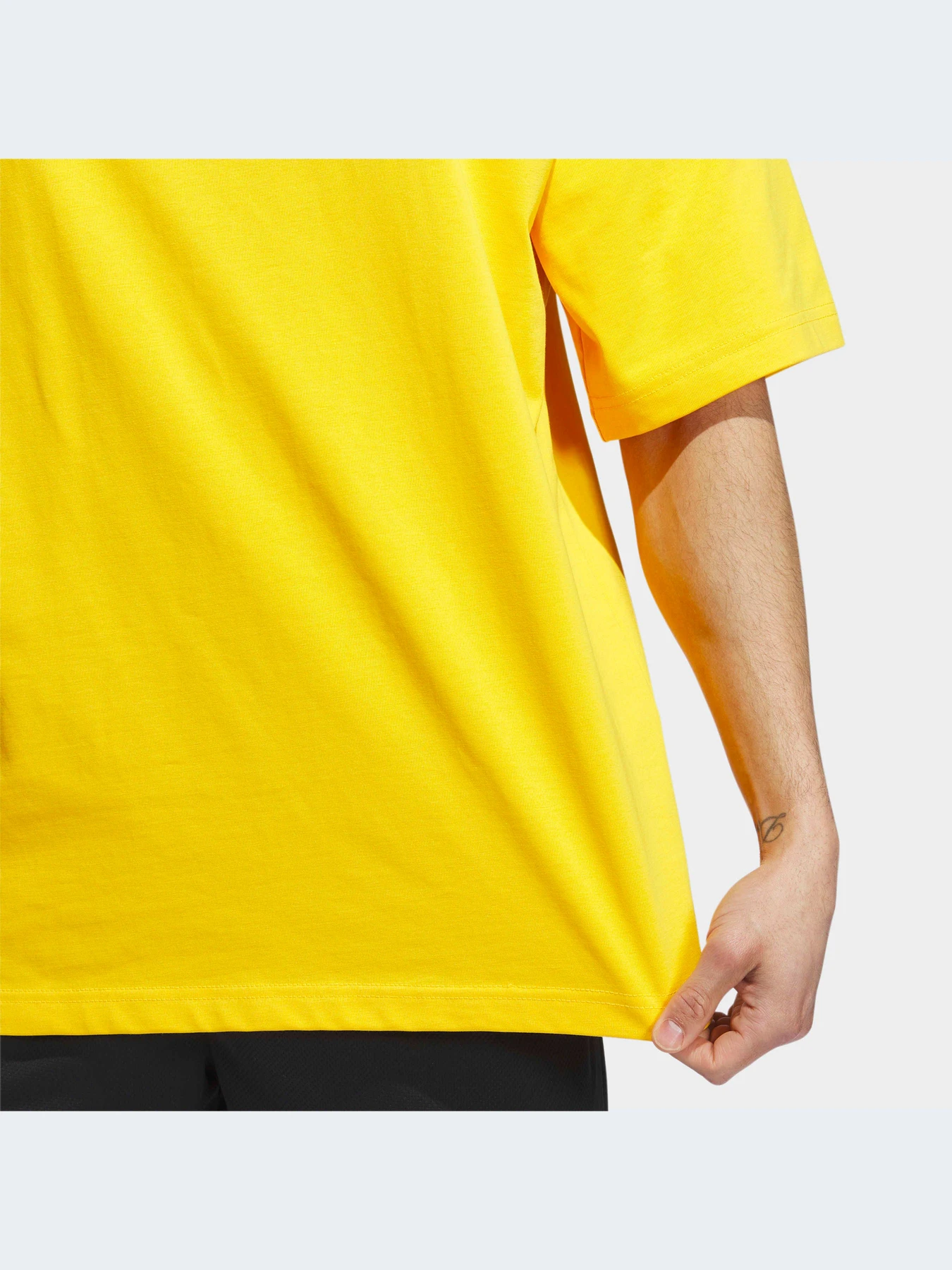 Футболки и поло Adidas модель IB9434-KZ Футболки и поло Adidas модель IB9434-KZ Фото