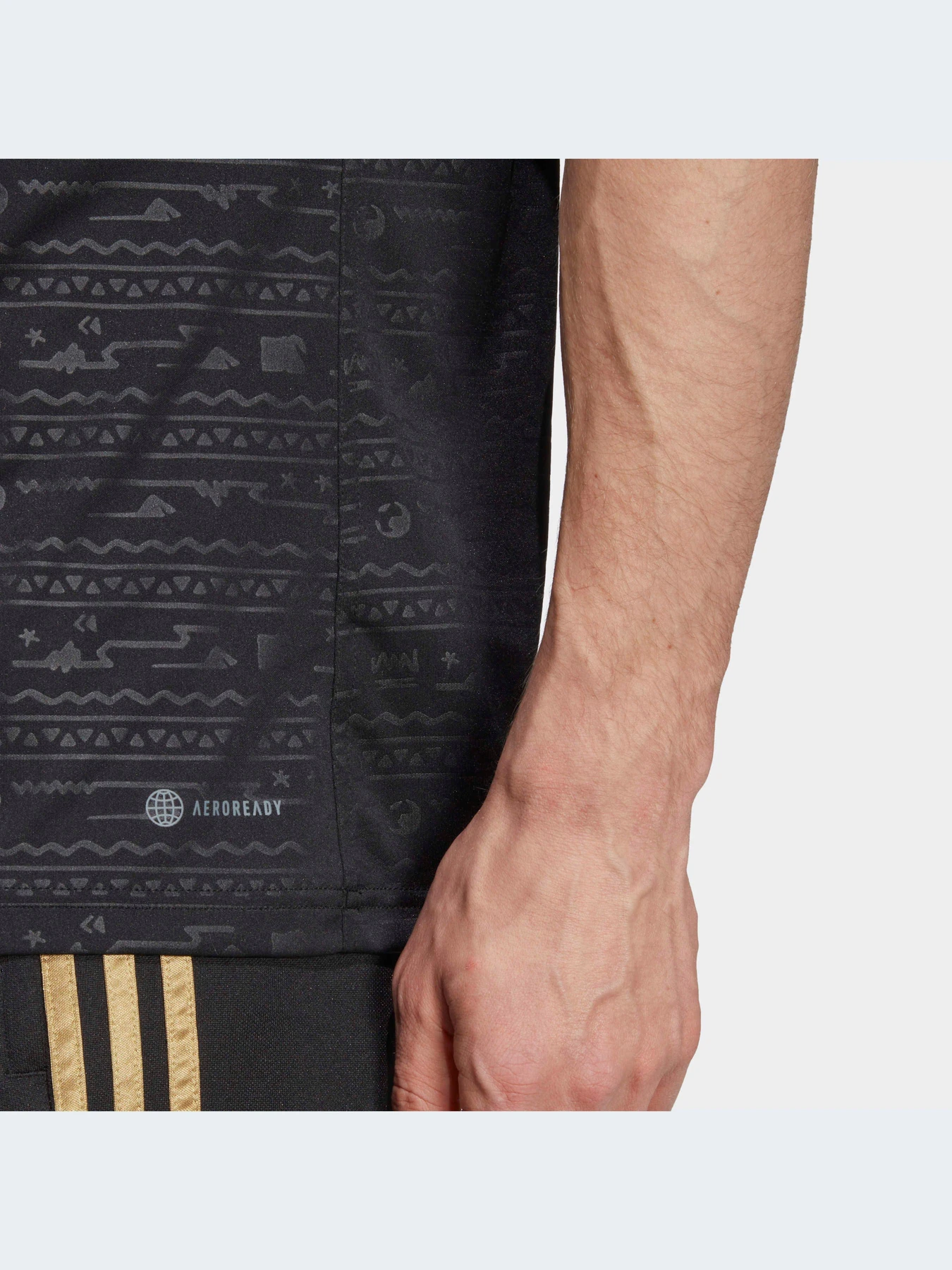 Футболки и поло Adidas модель IC7621-KZ Футболки и поло Adidas модель IC7621-KZ Фото
