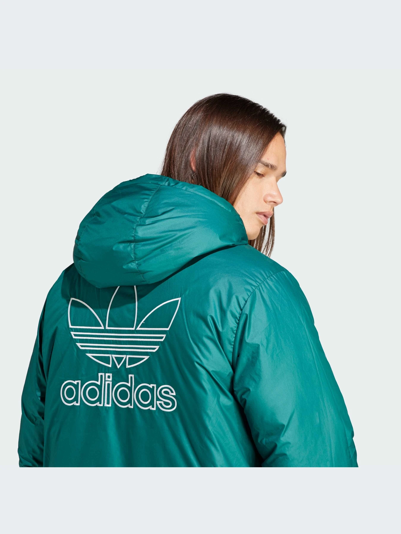 Куртки и дубленки Adidas Adicolor модель HZ0690-KZ Куртки и дубленки Adidas Adicolor модель HZ0690-KZ Фото