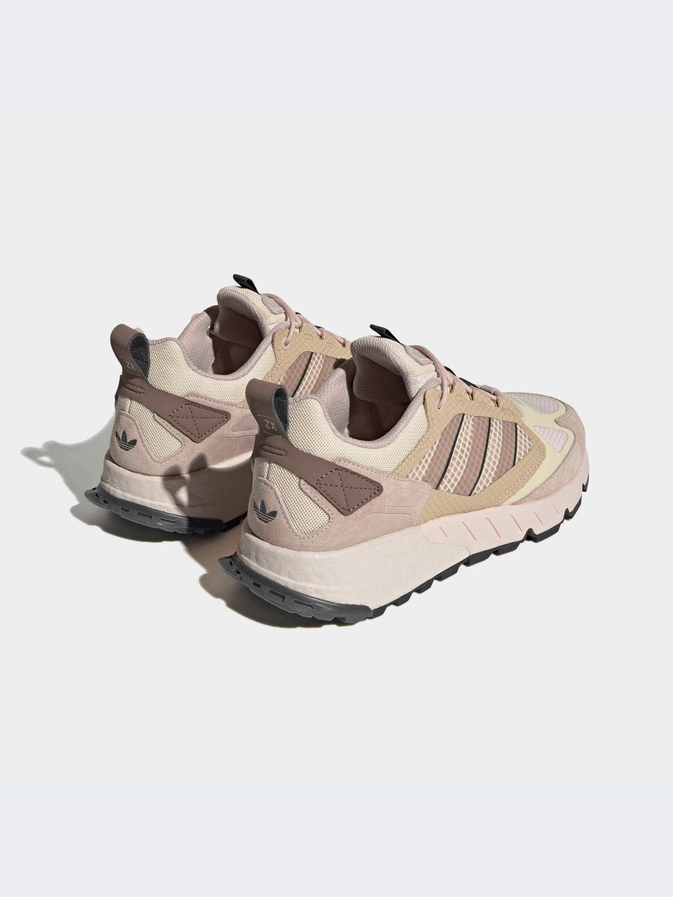 Кроссовки Adidas ZX модель HP2848-KZ Кроссовки Adidas ZX модель HP2848-KZ Фото