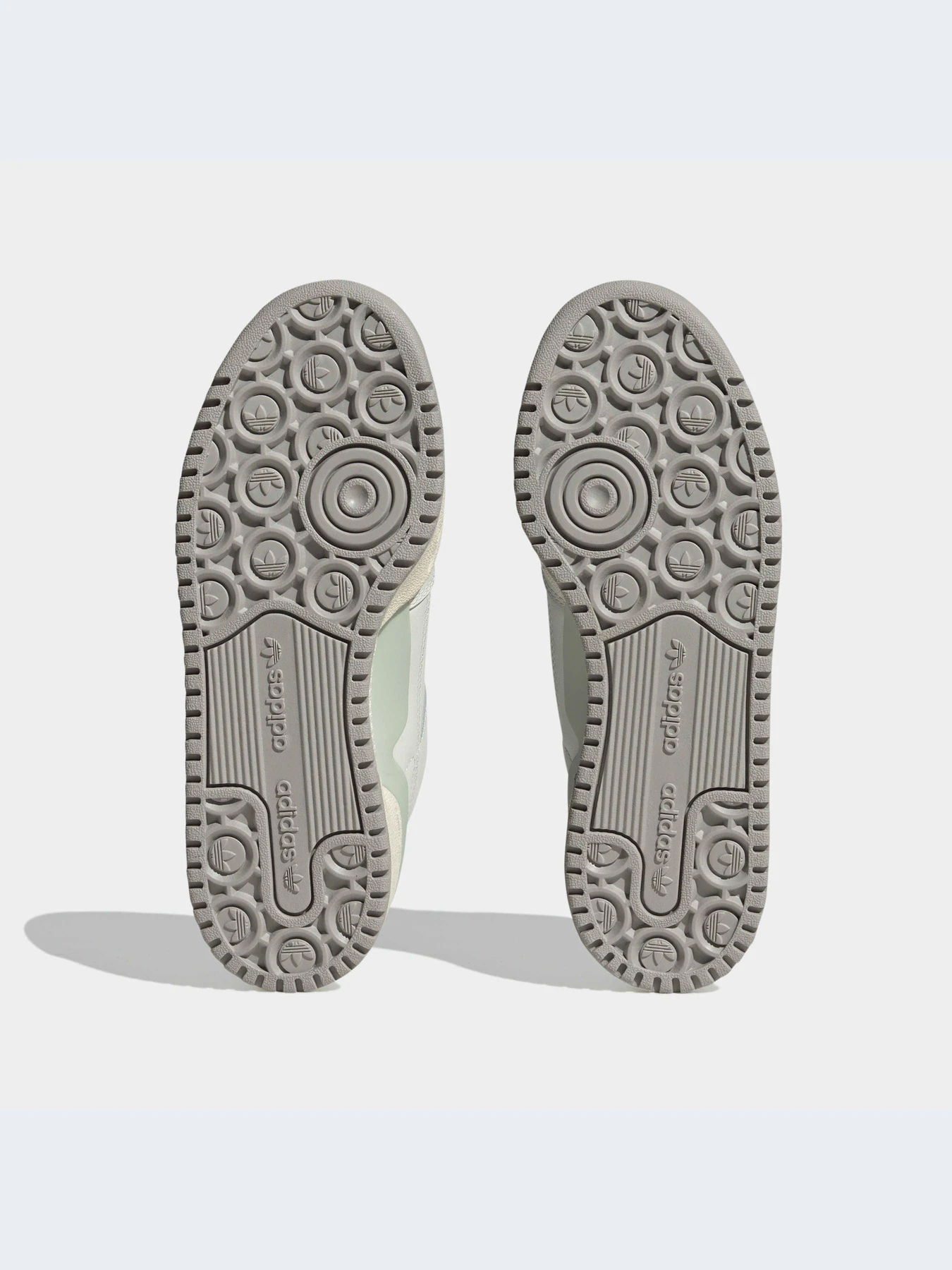 Кроссовки Adidas Forum модель ID1806-KZ Кроссовки Adidas Forum модель ID1806-KZ Фото