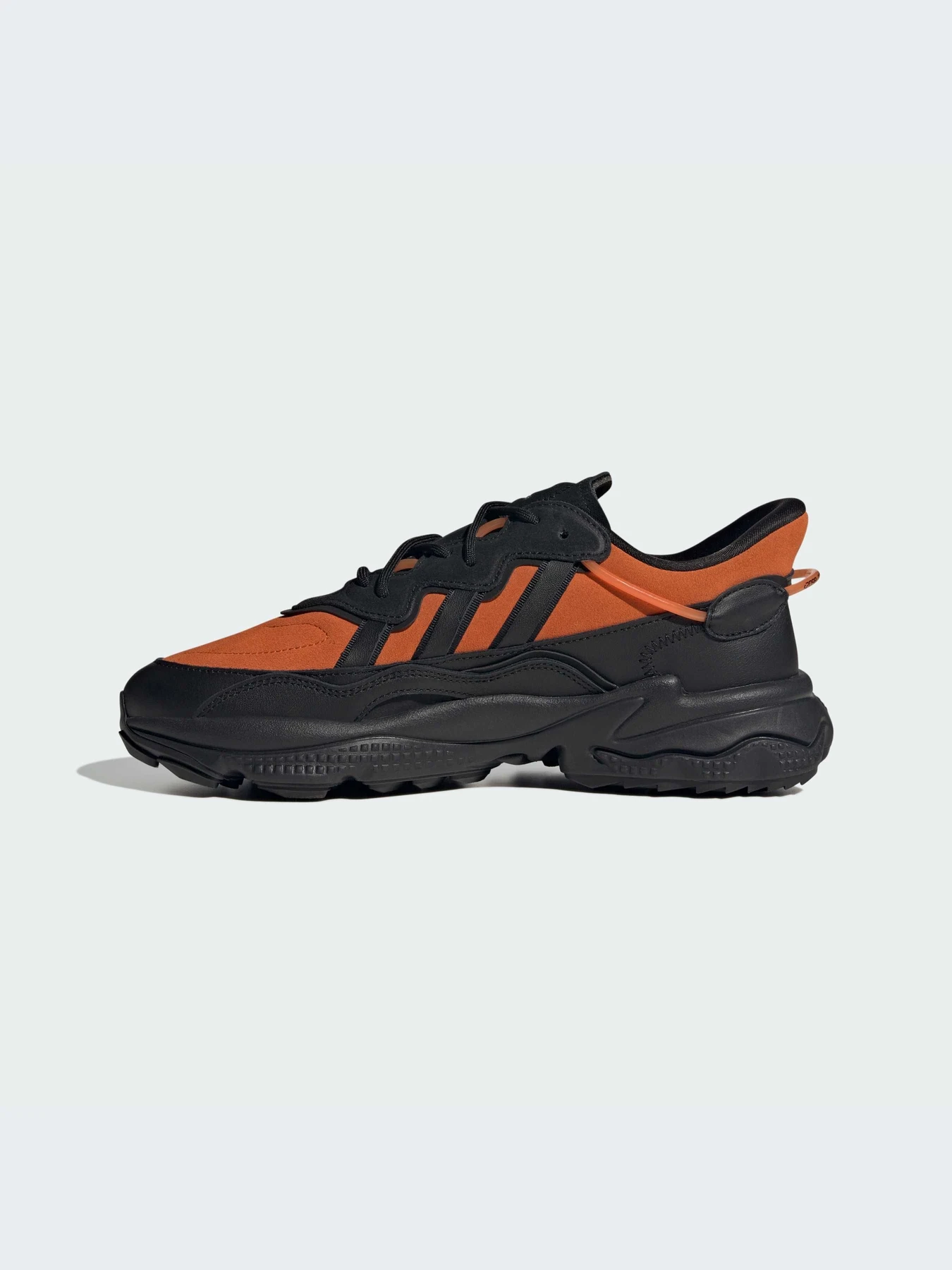 Кроссовки Adidas Ozweego модель ID9828-KZ Кроссовки Adidas Ozweego модель ID9828-KZ Фото