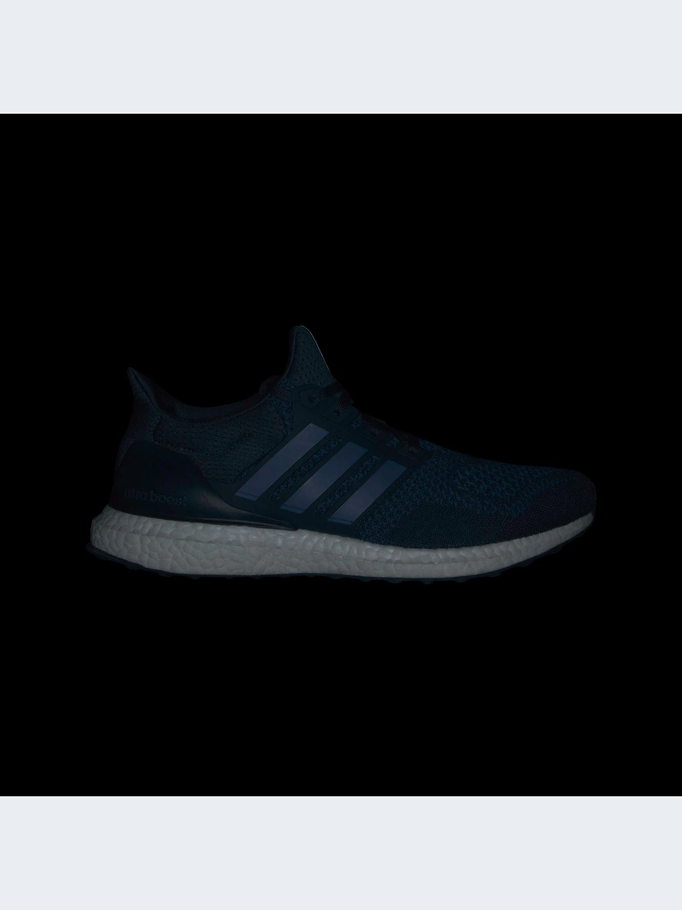 Кроссовки Adidas Ultraboost модель HQ4203-KZ Кроссовки Adidas Ultraboost модель HQ4203-KZ Фото