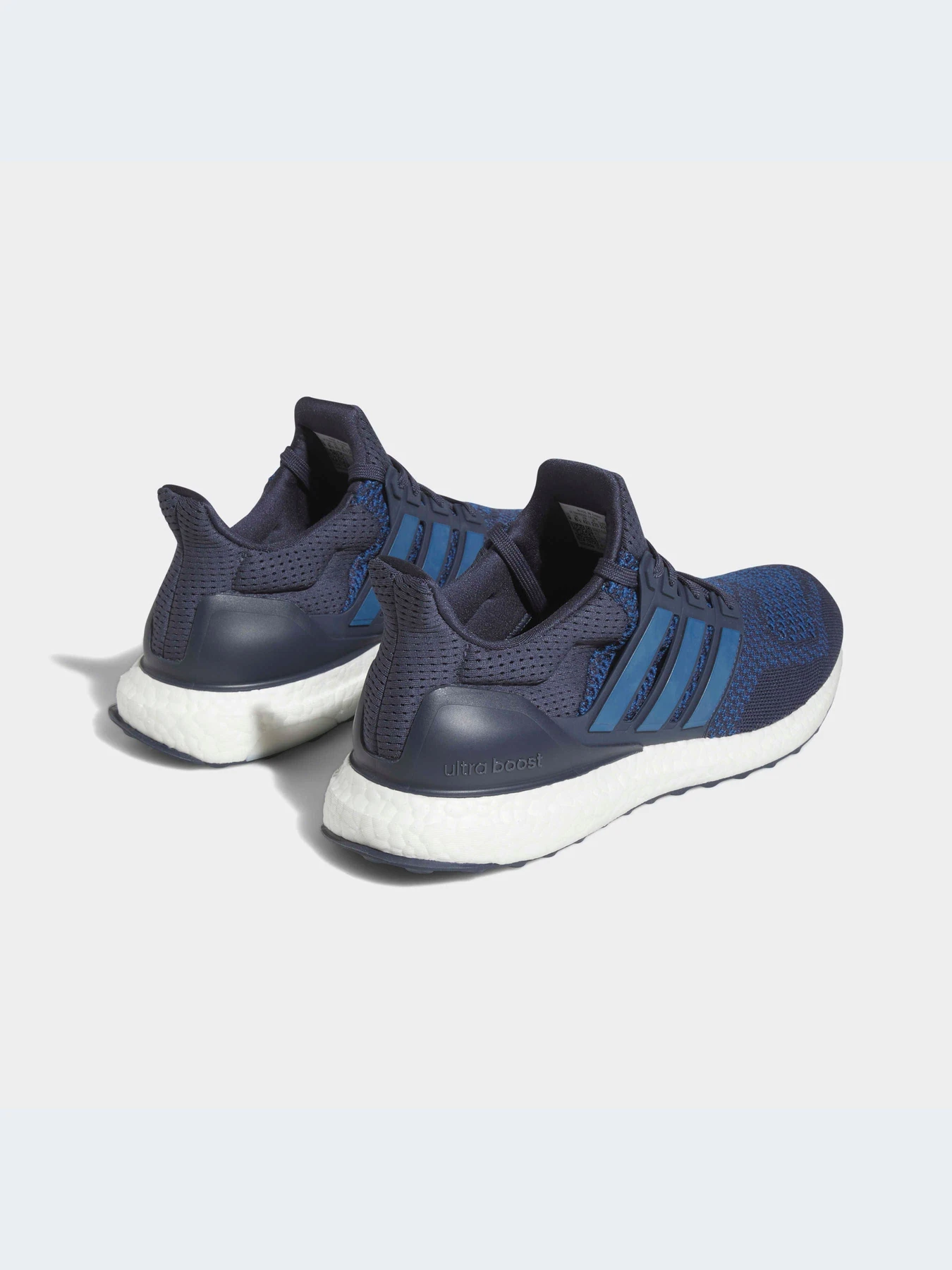 Кроссовки Adidas Ultraboost модель HQ4203-KZ Кроссовки Adidas Ultraboost модель HQ4203-KZ Фото