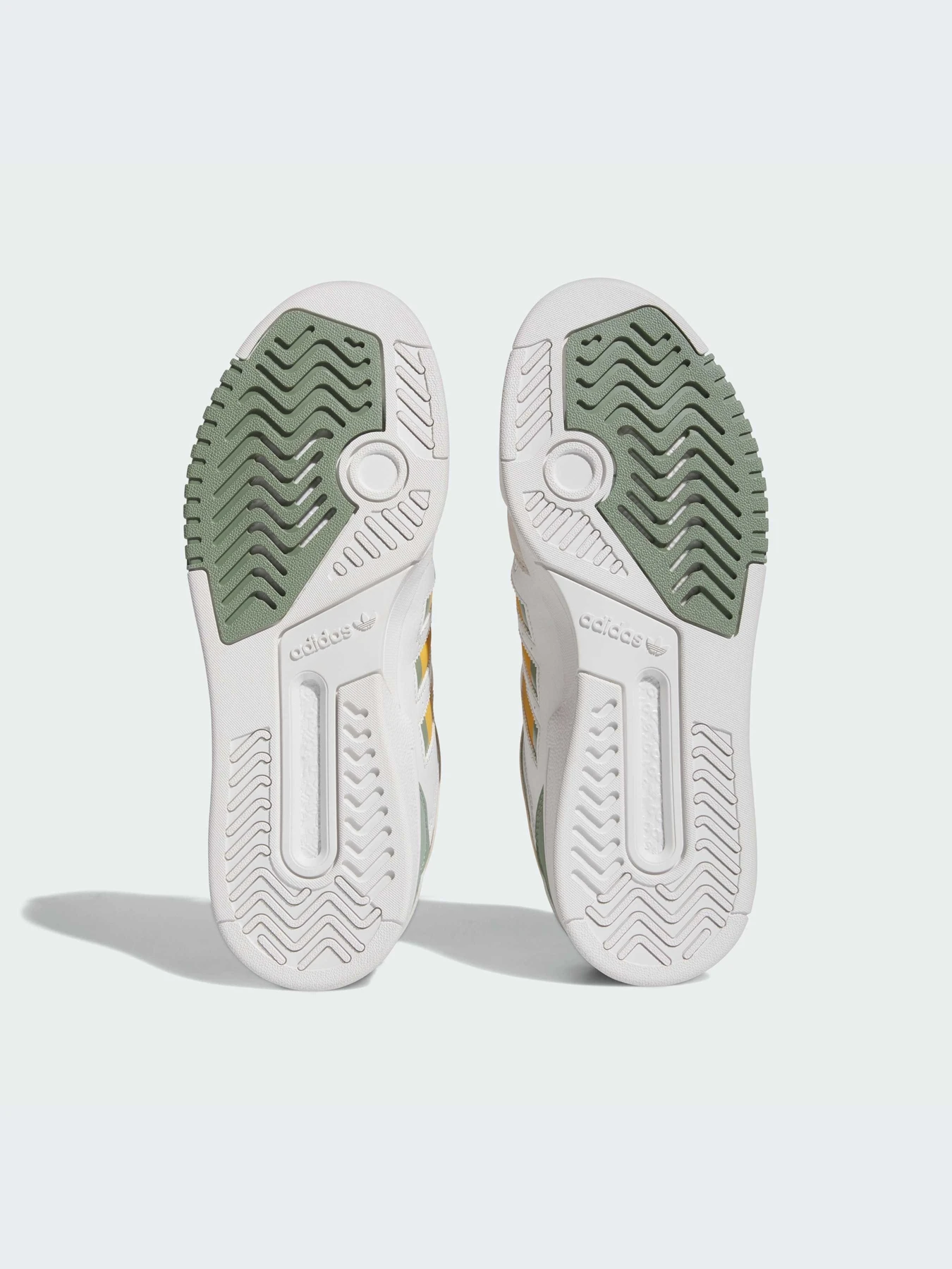 Кроссовки Adidas модель IF2610-KZ Кроссовки Adidas модель IF2610-KZ Фото