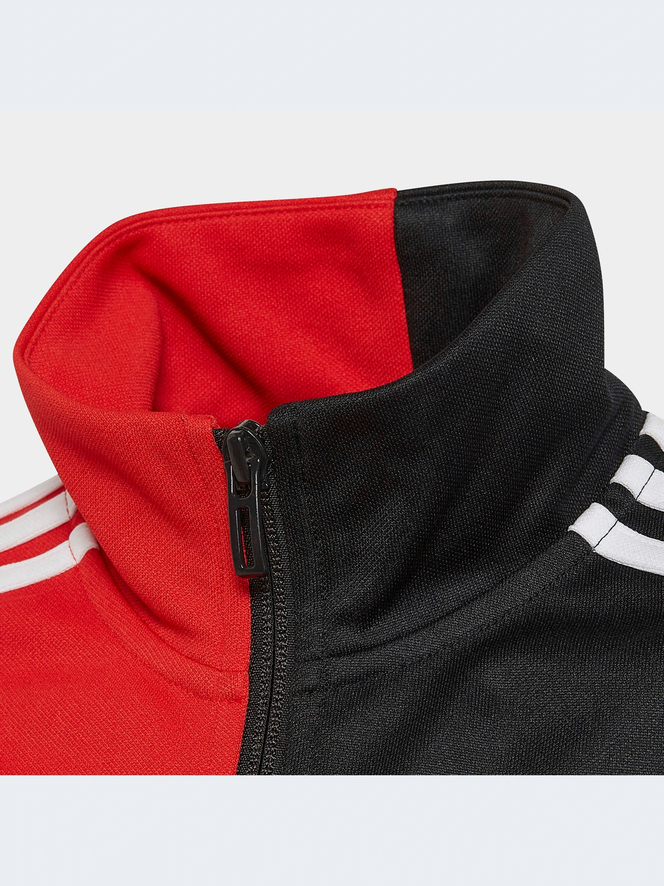 Худи и свитшоты Adidas модель HI3777-KZ Худи и свитшоты Adidas модель HI3777-KZ Фото