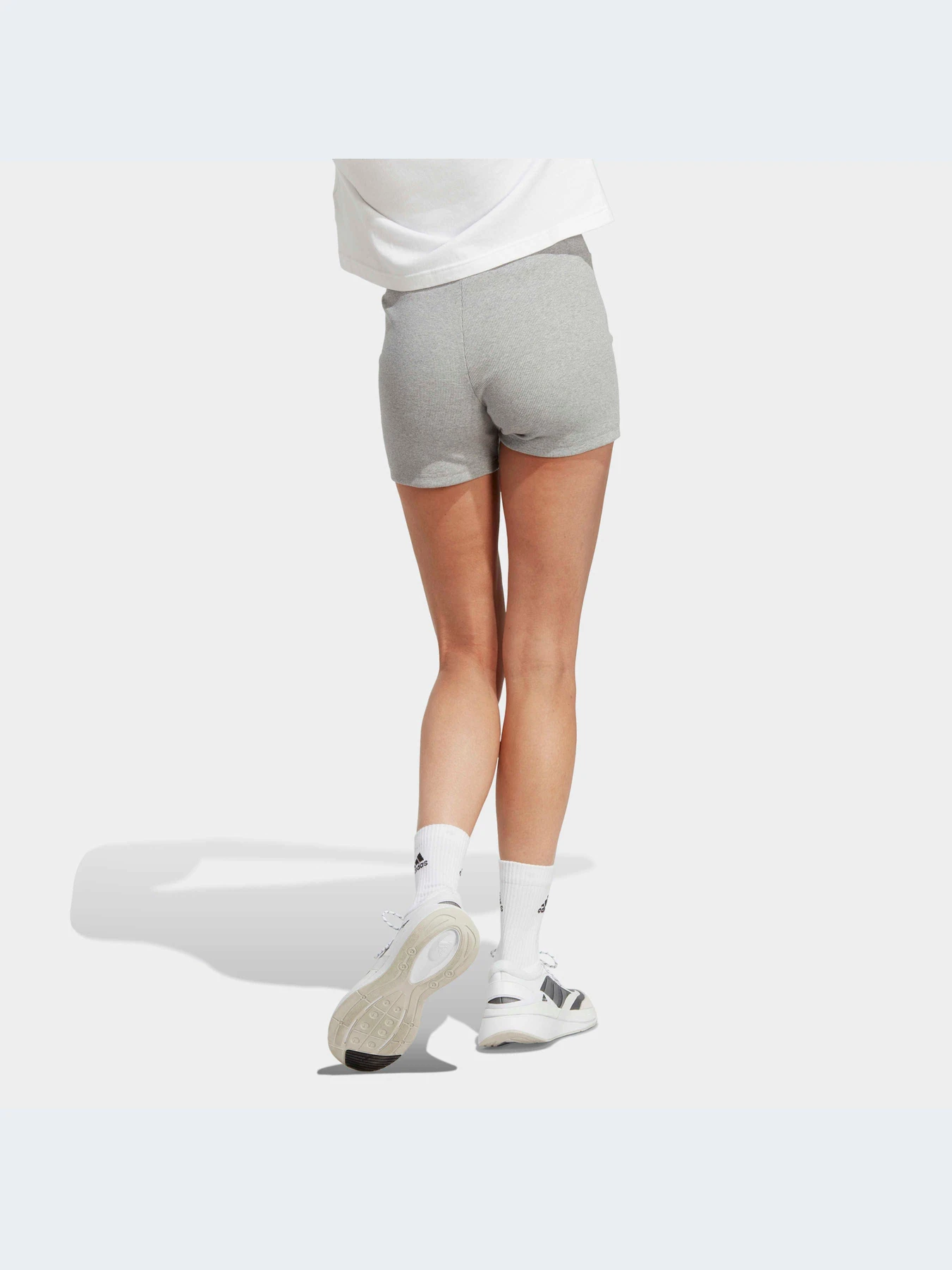 Шорты Adidas модель IC9457-KZ Шорты Adidas модель IC9457-KZ Фото