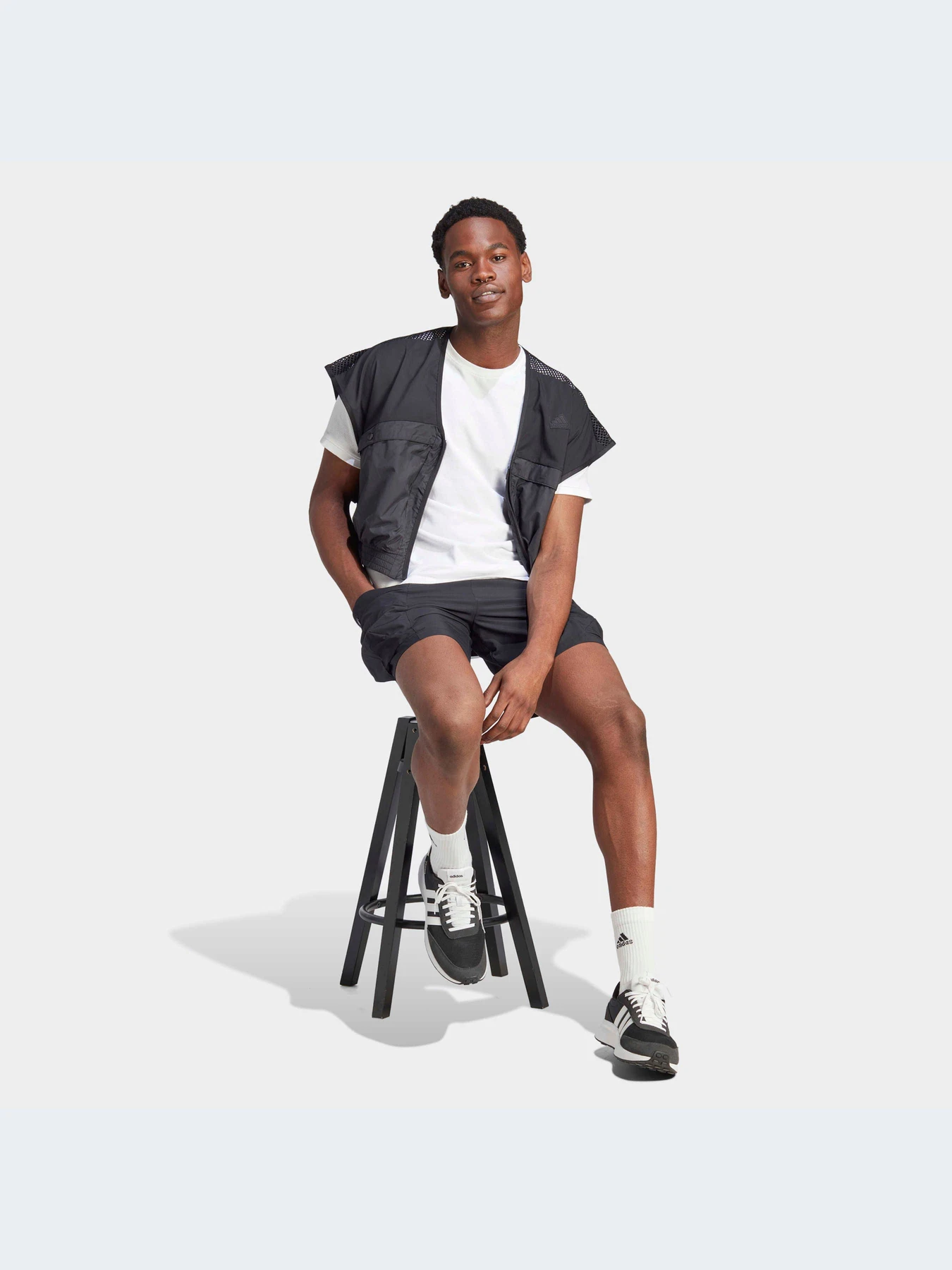 Куртки и дубленки Adidas модель IC6735-KZ Куртки и дубленки Adidas модель IC6735-KZ Фото