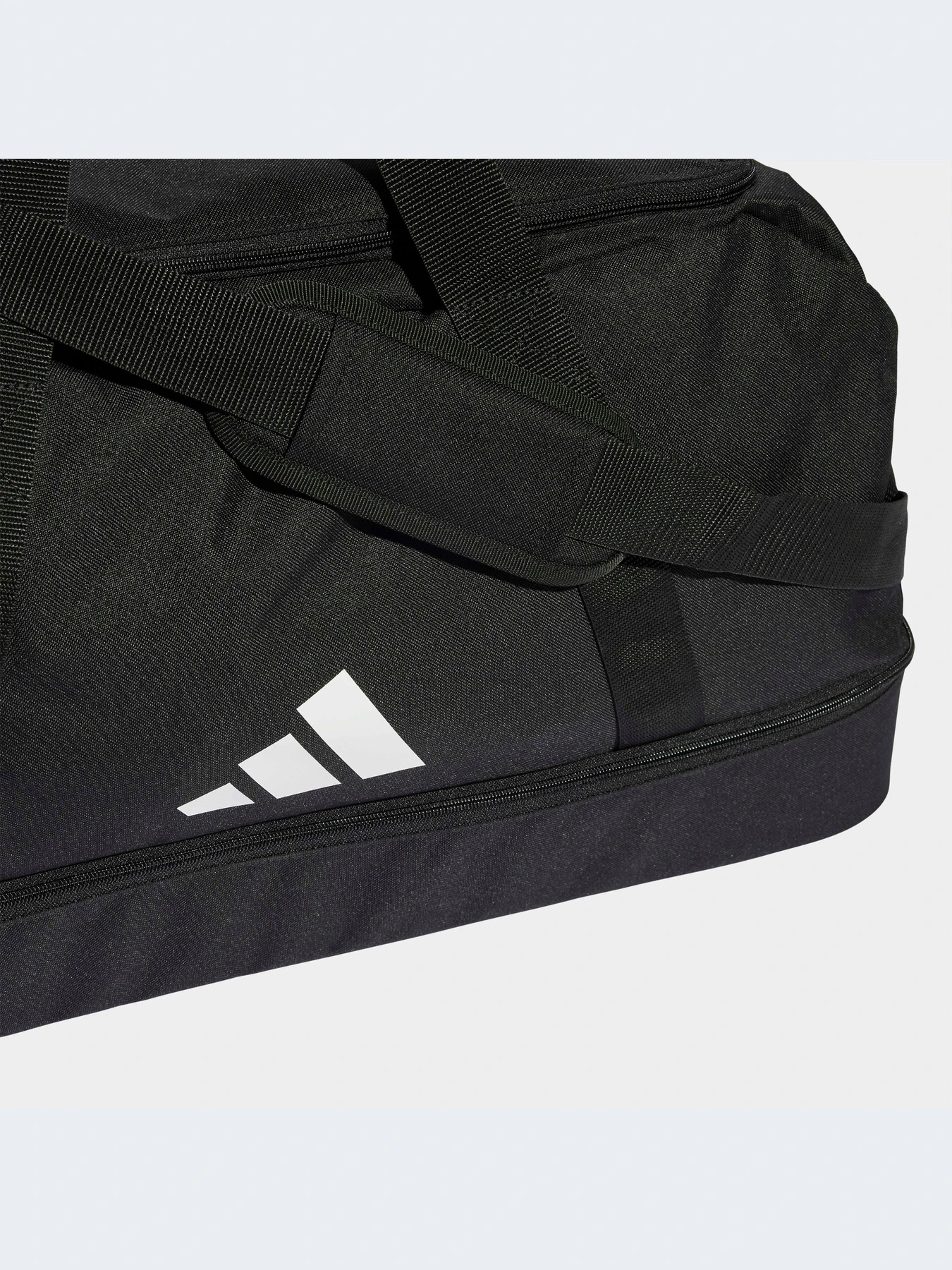 Сумки Adidas Tiro модель HS9744-KZ Сумки Adidas Tiro модель HS9744-KZ Фото