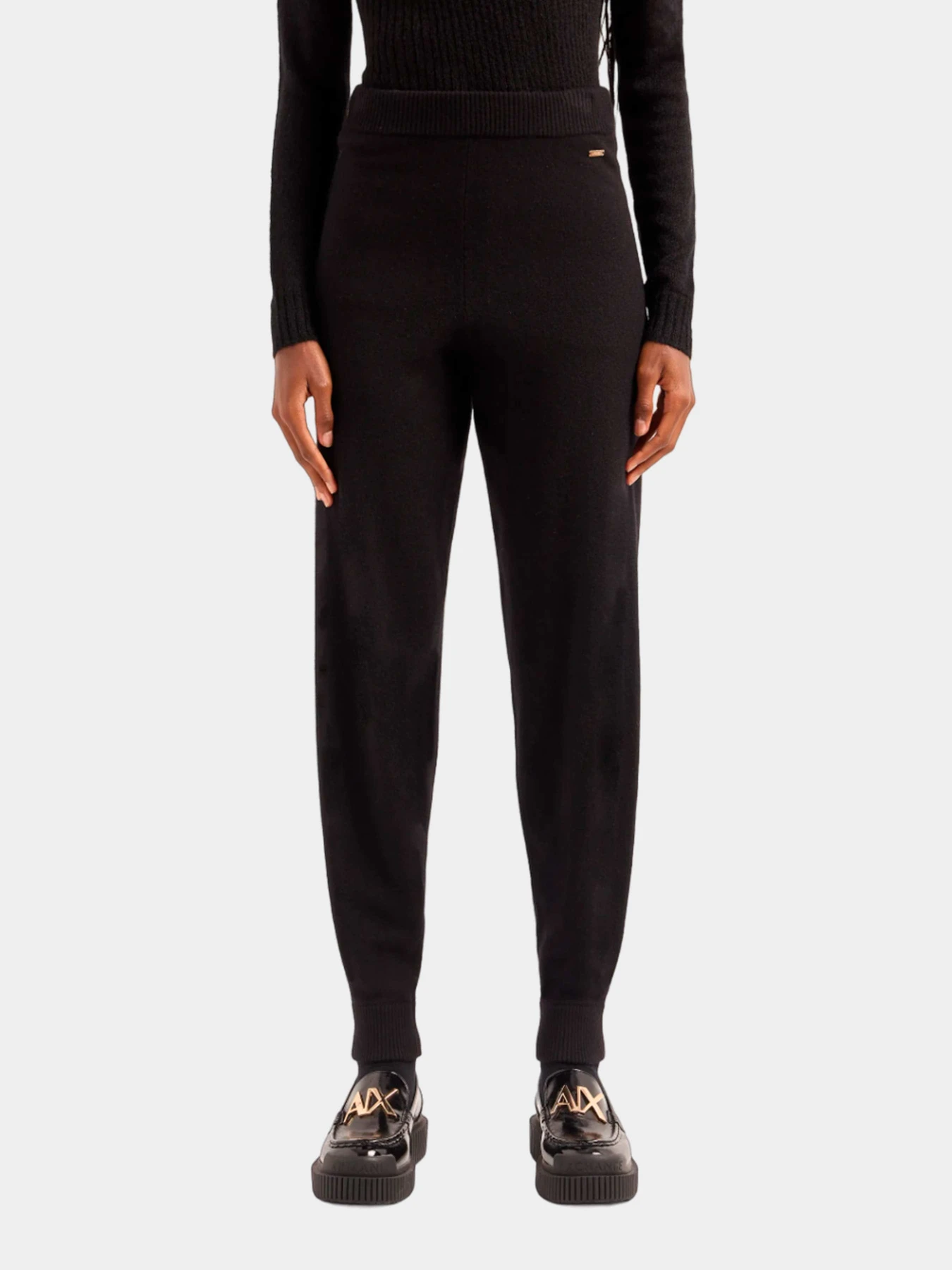 Брюки Armani Exchange модель 6RYP1Q-YMT8Z-1200 Брюки Armani Exchange модель 6RYP1Q-YMT8Z-1200 Фото