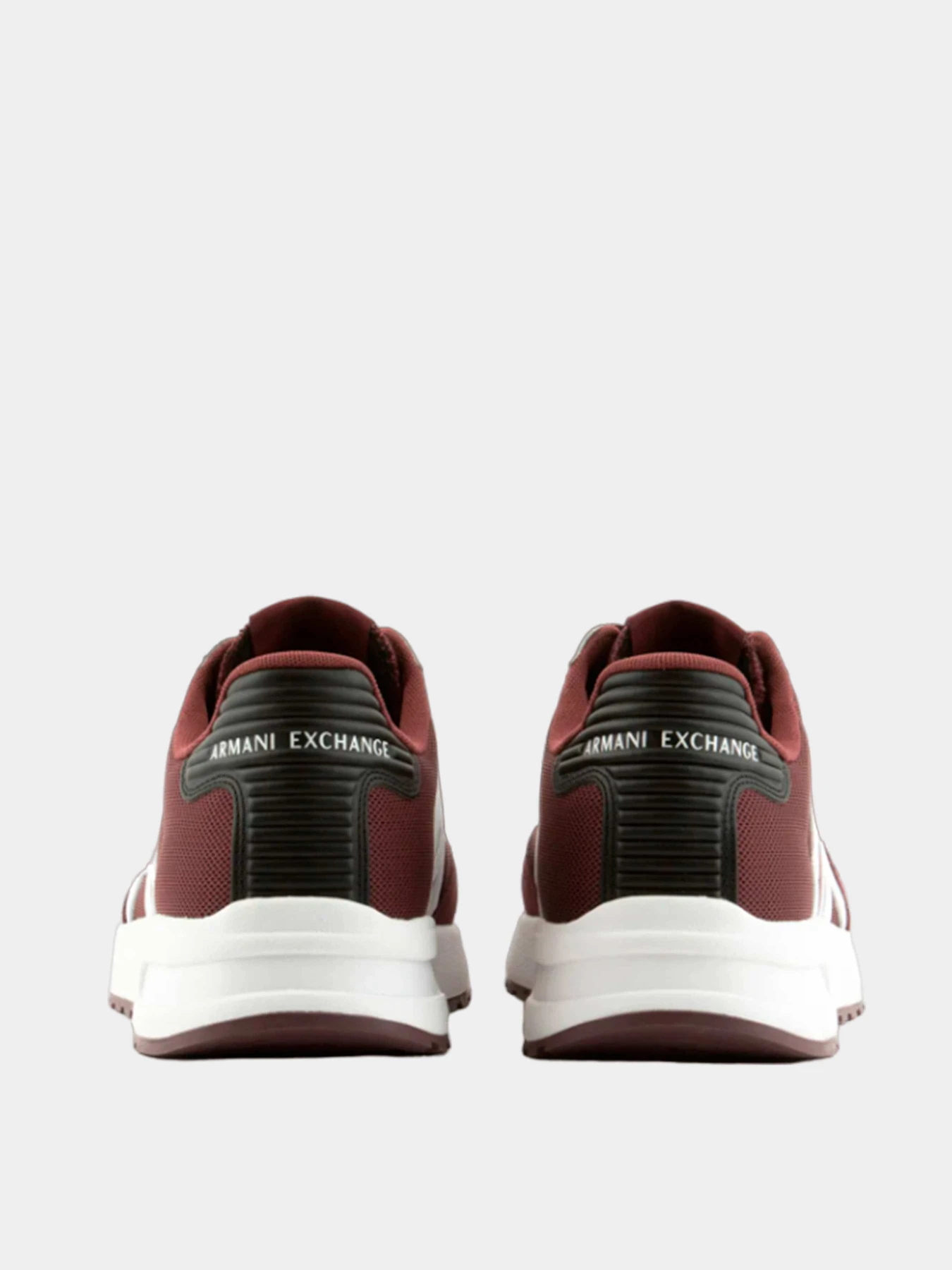 Кроссовки Armani Exchange модель XUX071-XV527-T044 Кроссовки Armani Exchange модель XUX071-XV527-T044 Фото