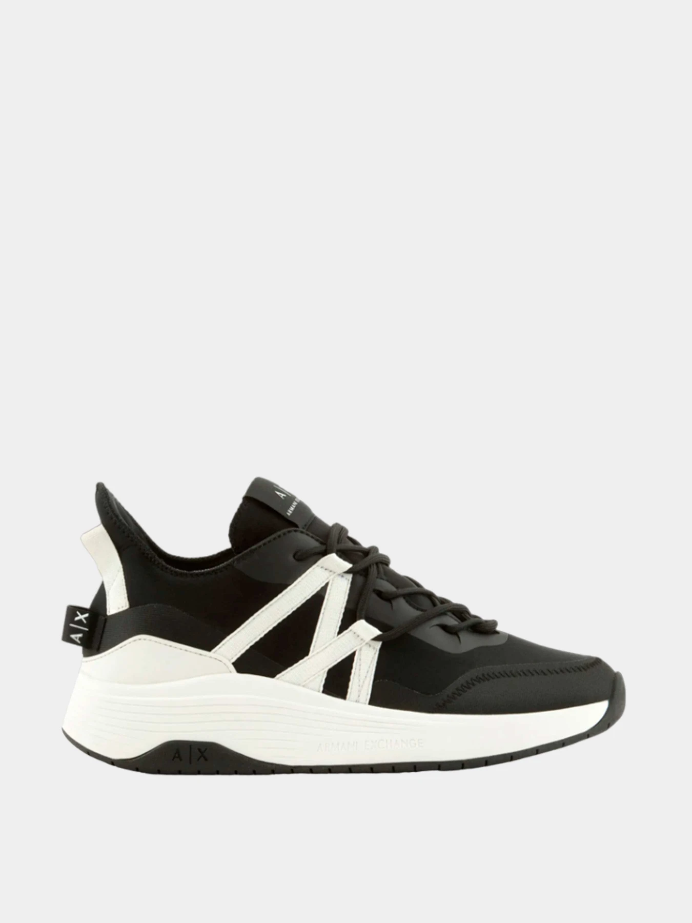 Кроссовки Armani Exchange модель XUX187-XV774-00002 Кроссовки Armani Exchange модель XUX187-XV774-00002 Фото