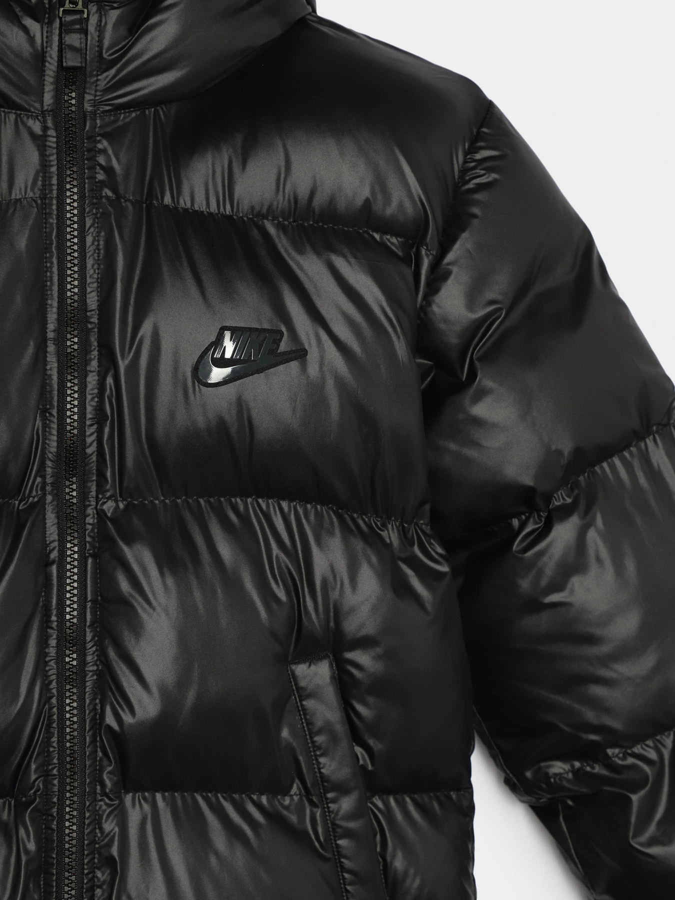 Куртки и дубленки NIKE модель FD2842-010 Куртки и дубленки NIKE модель FD2842-010 Фото