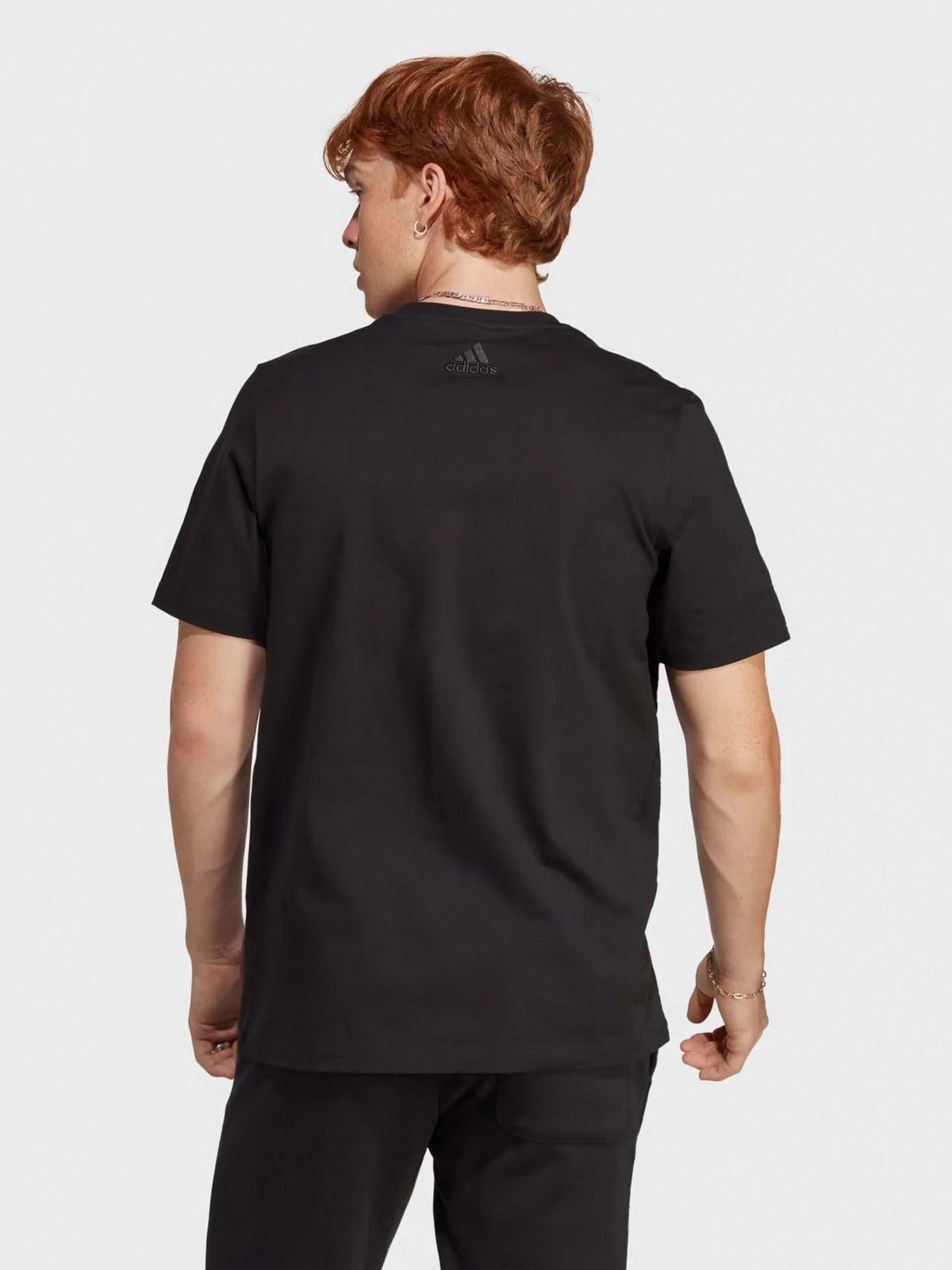 Футболки и поло Adidas модель IC9347 Футболки и поло Adidas модель IC9347 Фото
