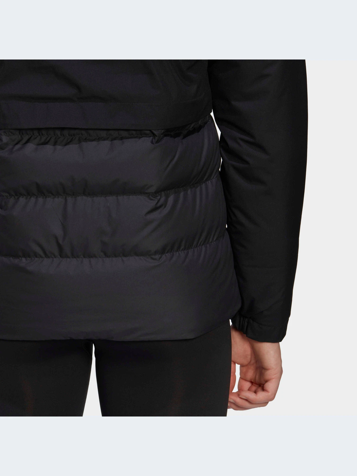 Куртки и дубленки Adidas модель HG6015-KZ Куртки и дубленки Adidas модель HG6015-KZ Фото