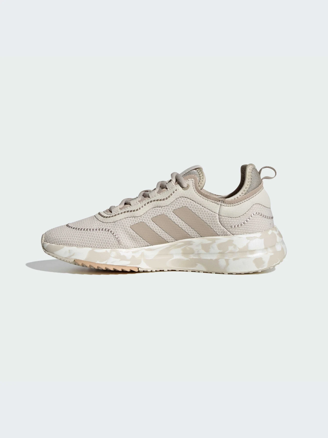 Кроссовки Adidas модель IE2019-KZ Кроссовки Adidas модель IE2019-KZ Фото