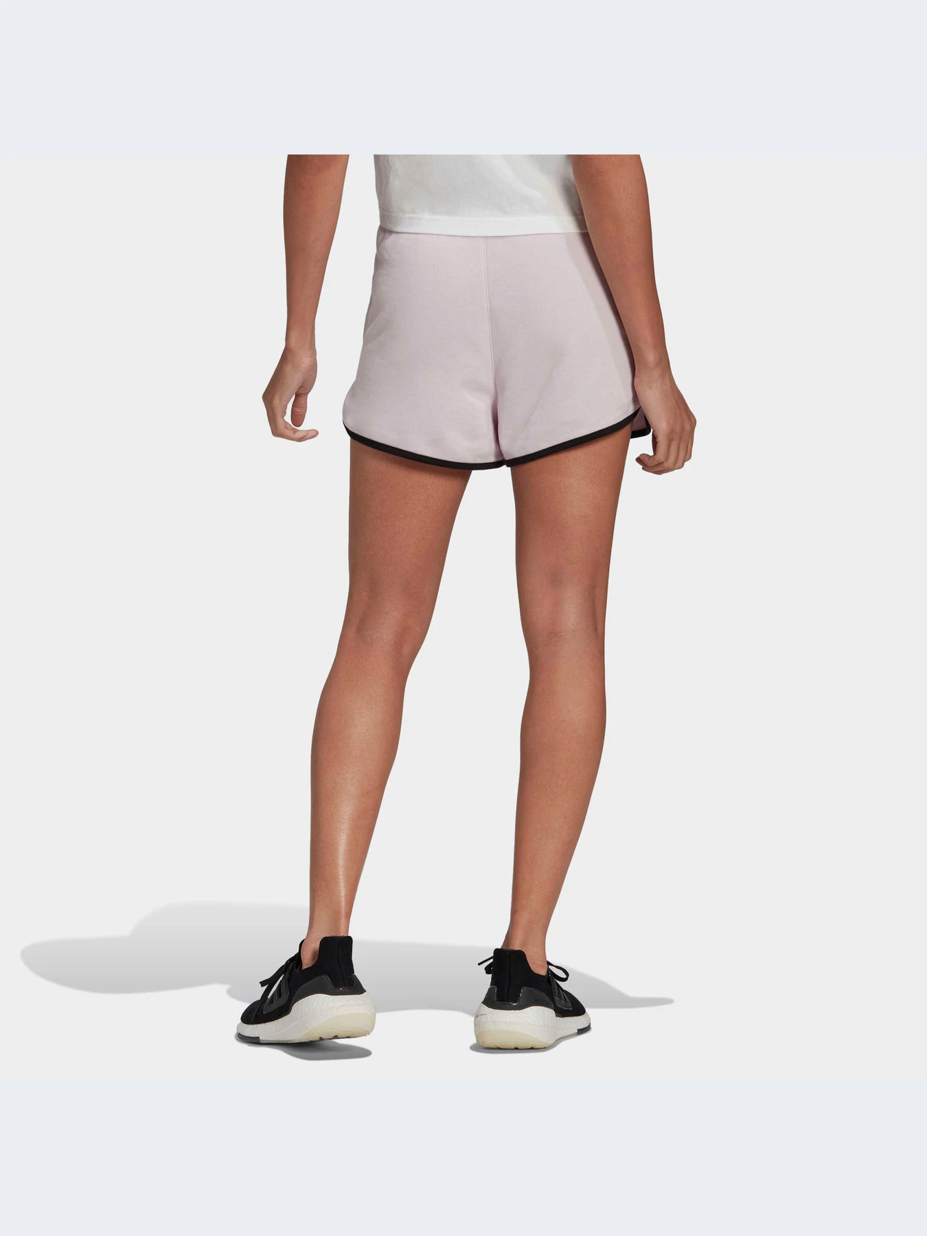 Шорты Adidas модель HY5525-KZ Шорты Adidas модель HY5525-KZ Фото